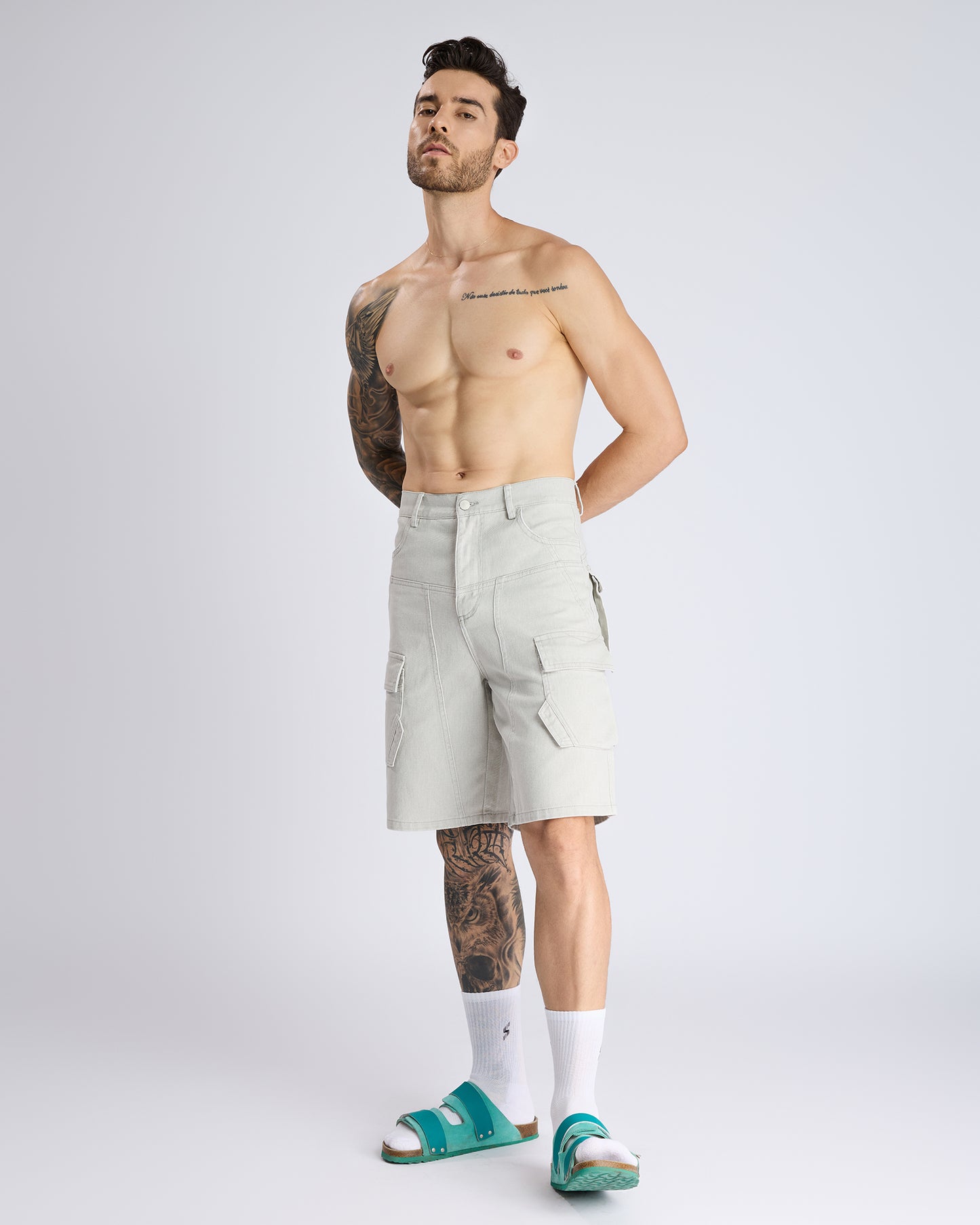 WASHED GREY CARGO SHORTS