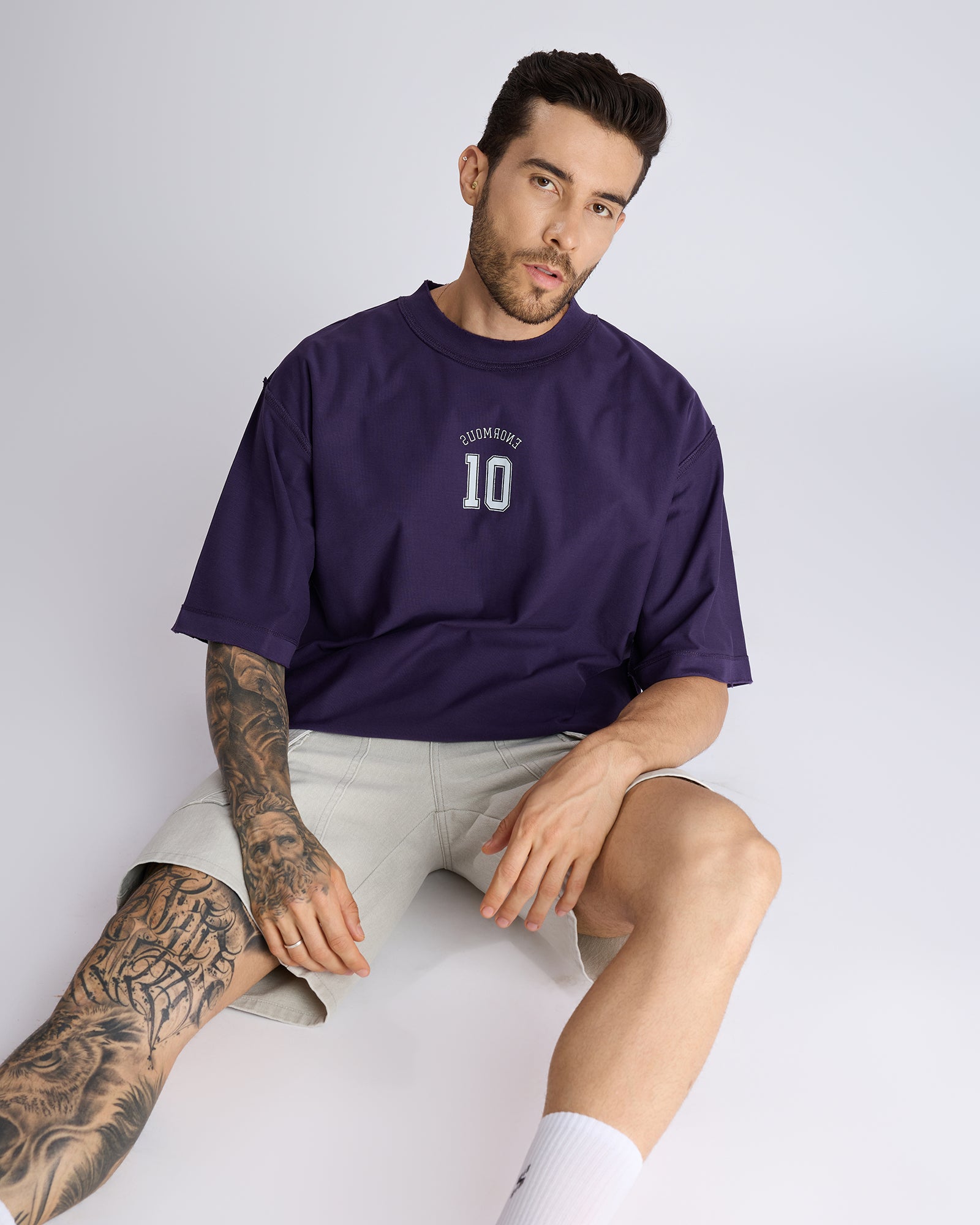 VARSITY GRAPHIC T-SHIRT