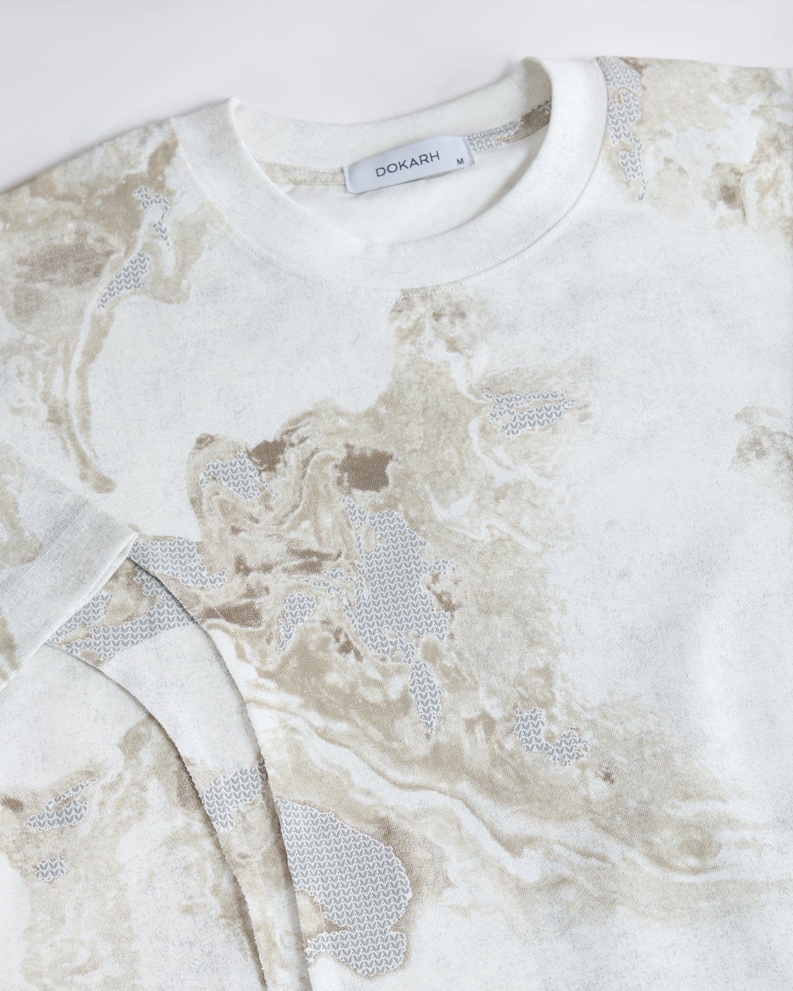 MARBLE PATTERNED GRAPHIC T-SHIRT