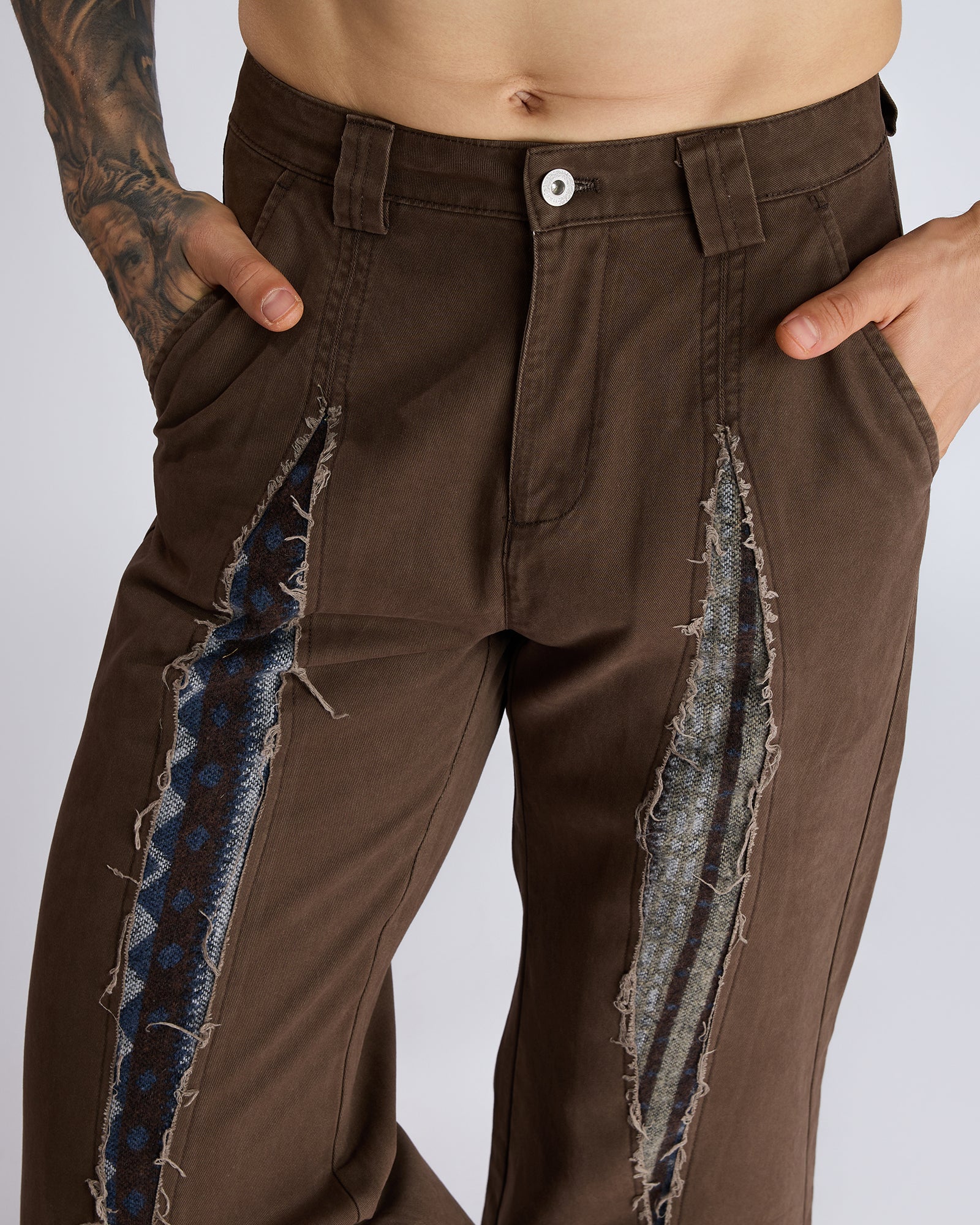 PATCHED STRAIGHT JEANS