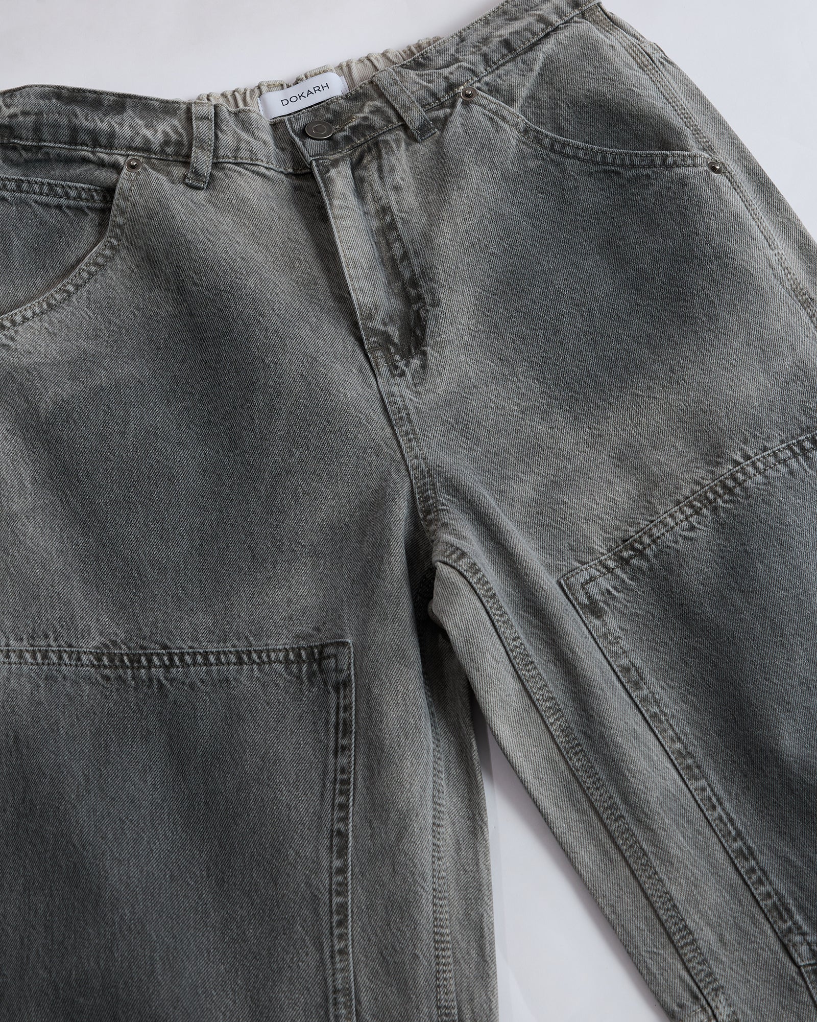 SEAMED WIDE-LEG JEANS