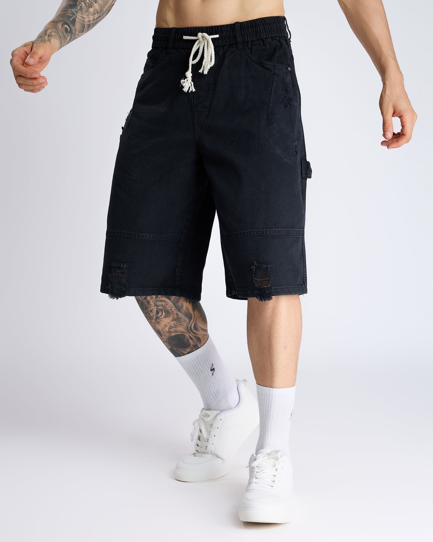 BLACK DENIM KNEE-LENGTH SHORTS