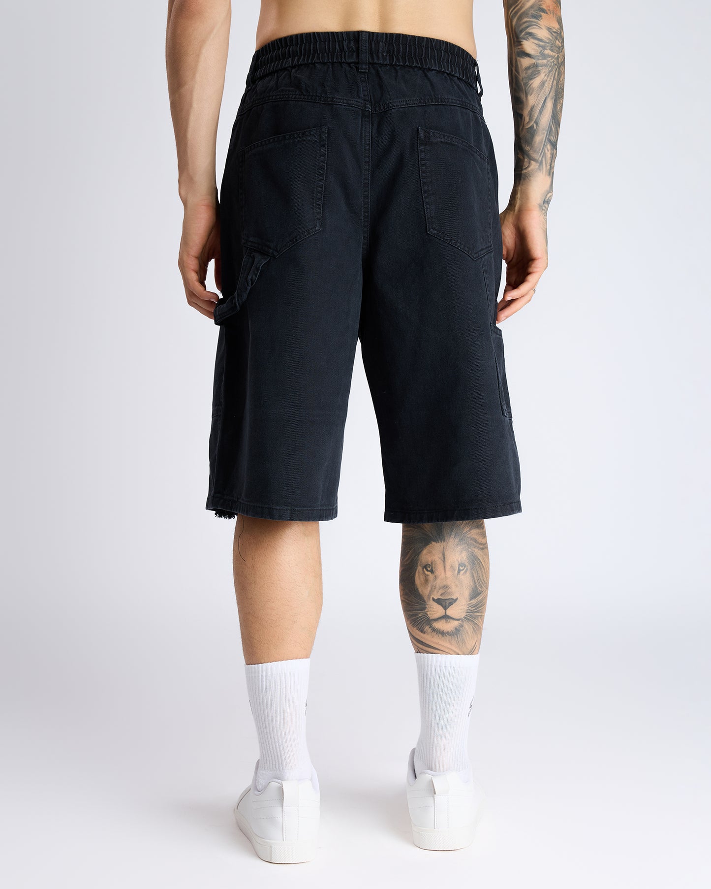 BLACK DENIM KNEE-LENGTH SHORTS