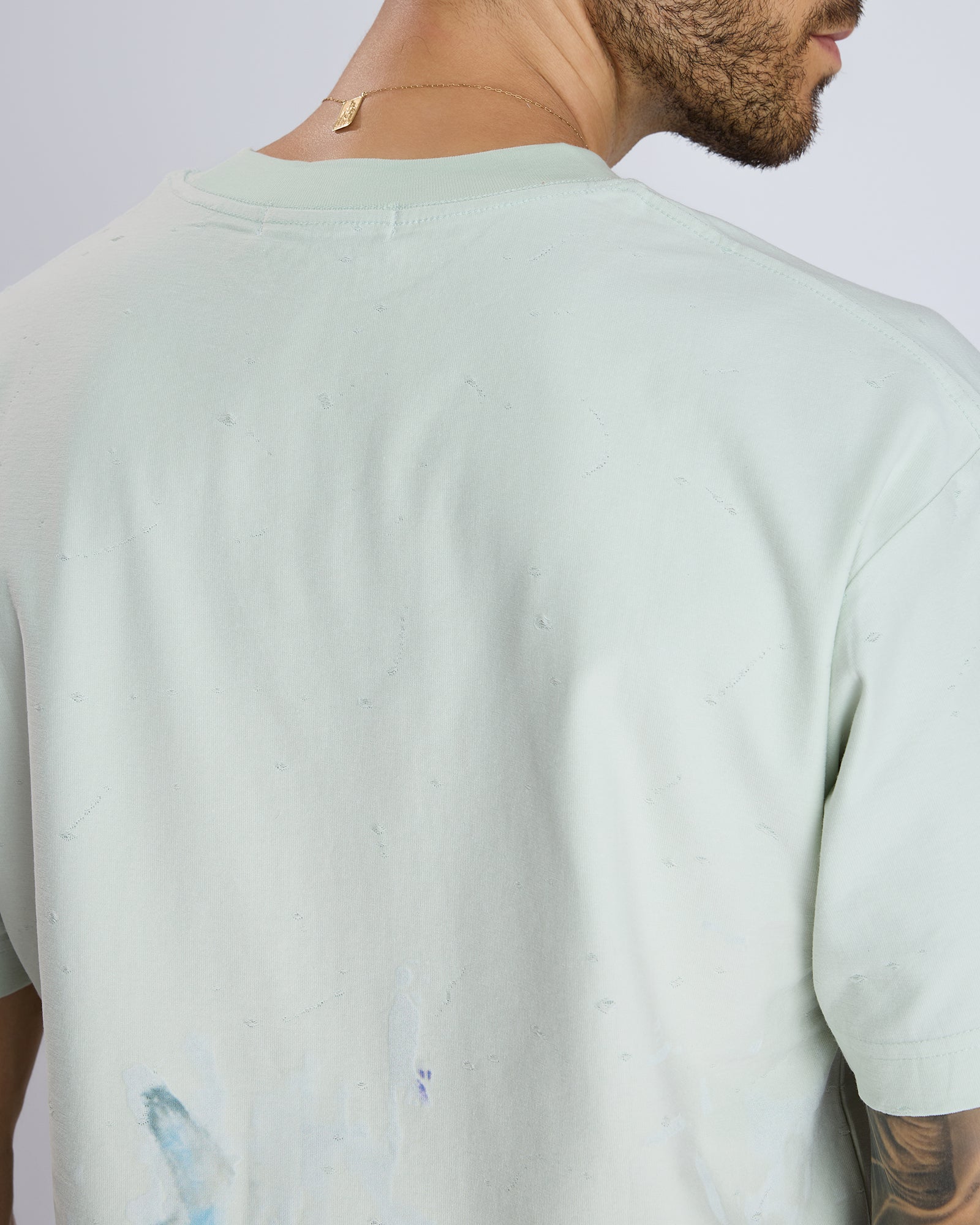 DISTRESSED ART PRINT T-SHIRT