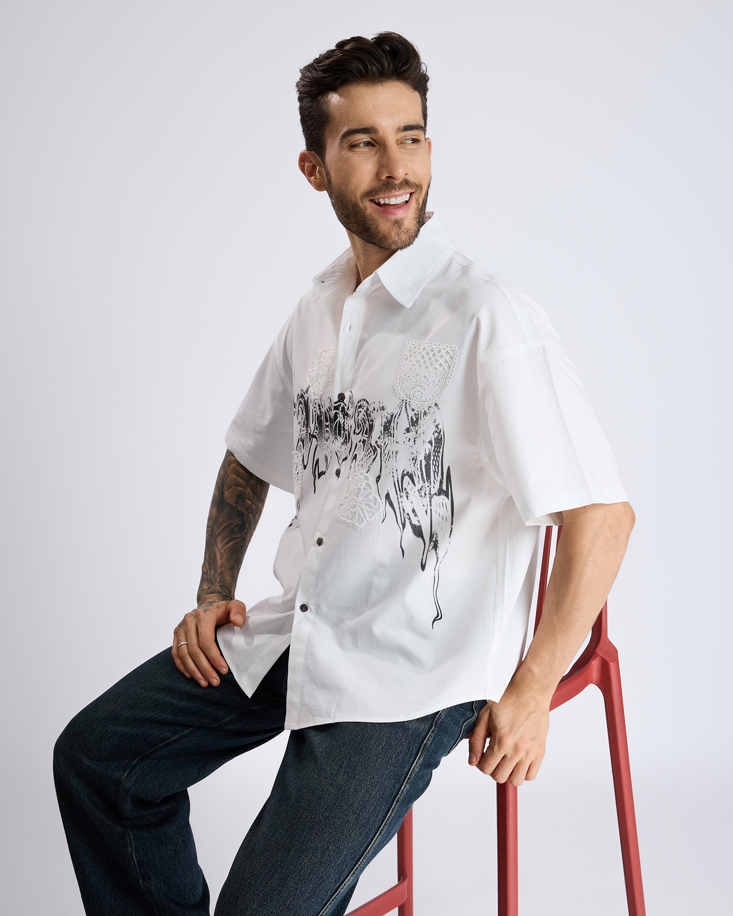 EMBROIDERED SKETCH SHIRT
