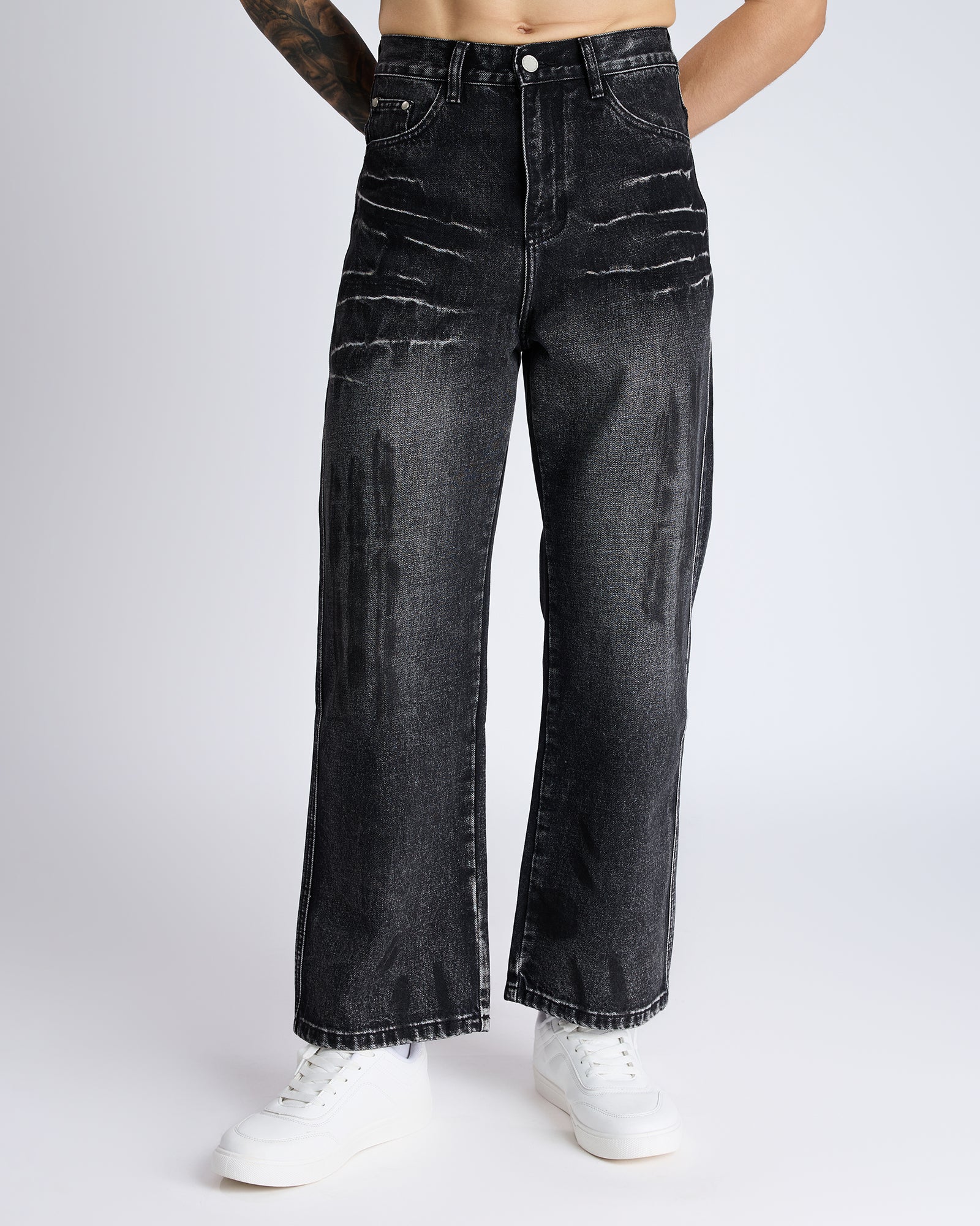 HAND-BRUSHED FADE EFFECT DENIM