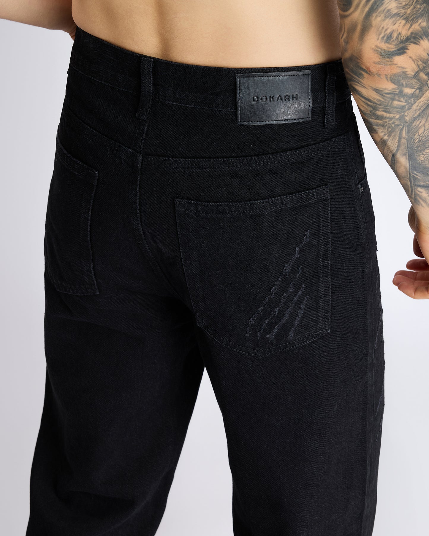 BASIC BAGGY BLACK DENIM JEANS