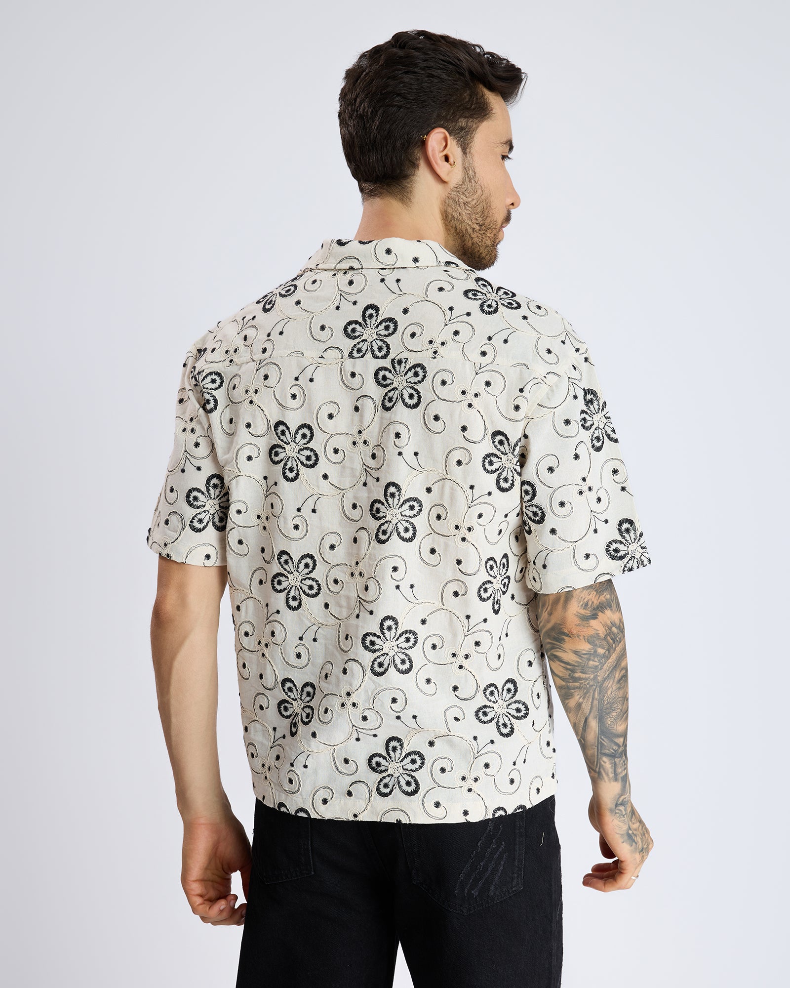 OFF-WHITE CUBAN SHIRT WITH THREAD EMBROIDERY