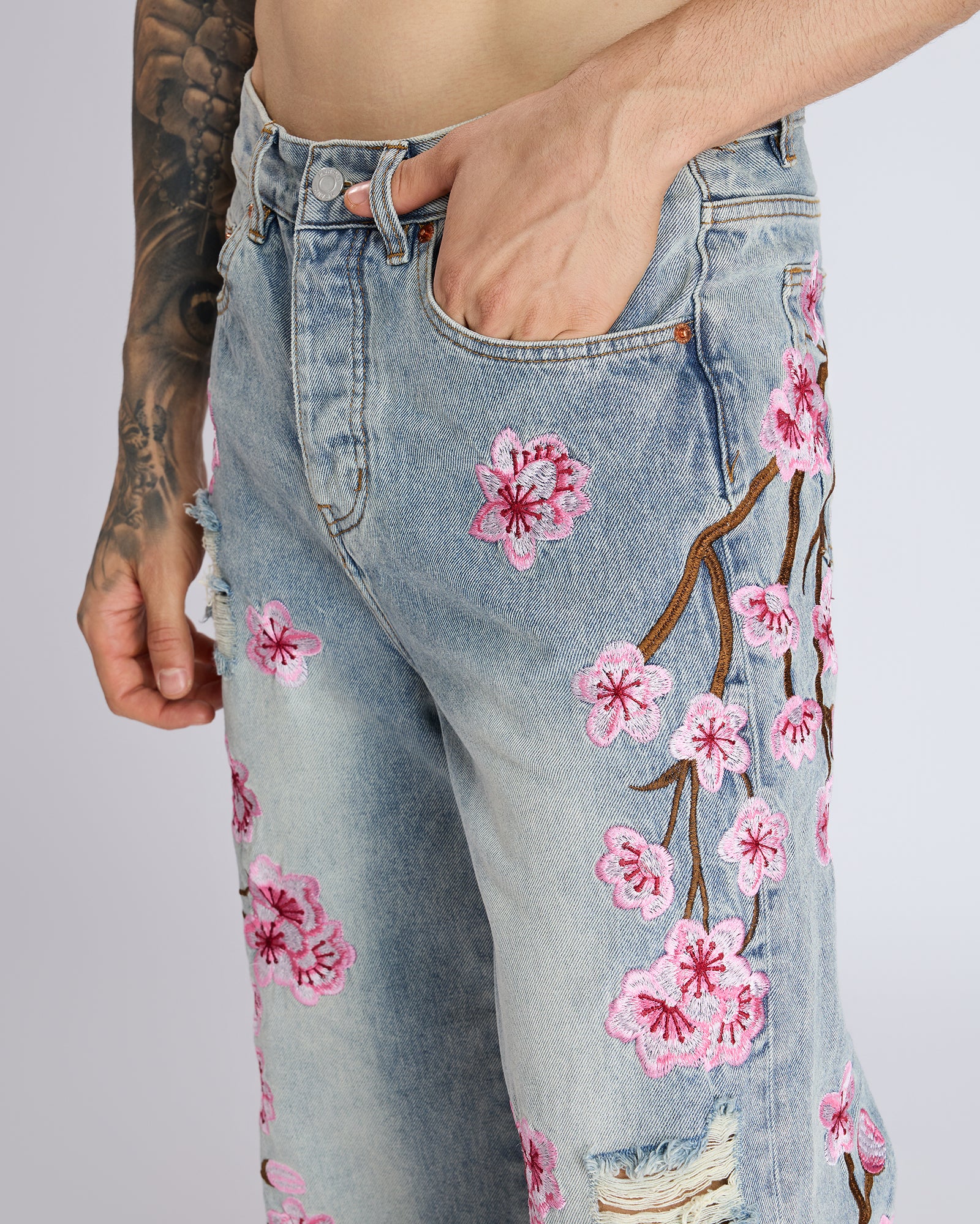 CHERRY BLOSSOM EMBROIDERED JEANS