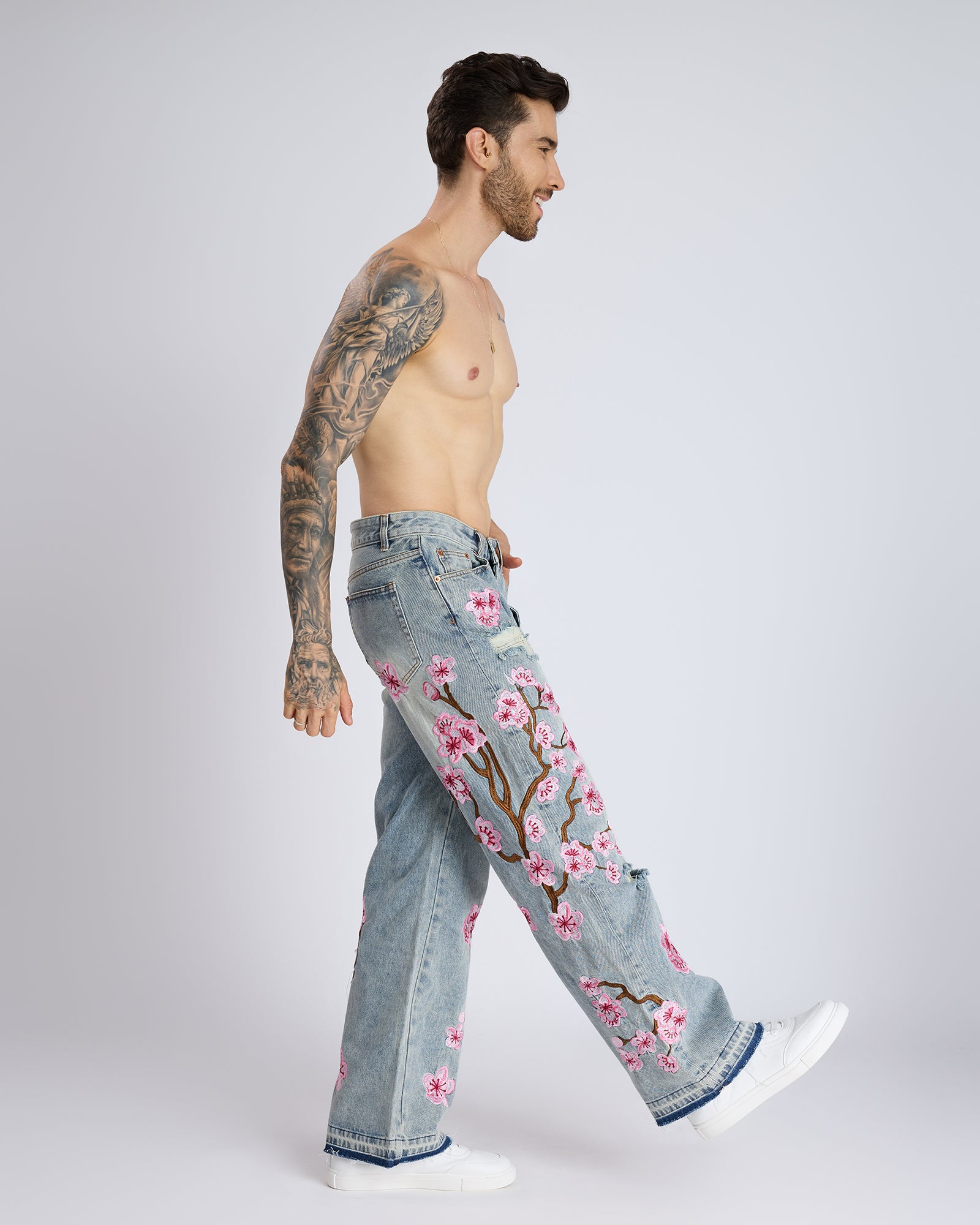 CHERRY BLOSSOM EMBROIDERED JEANS