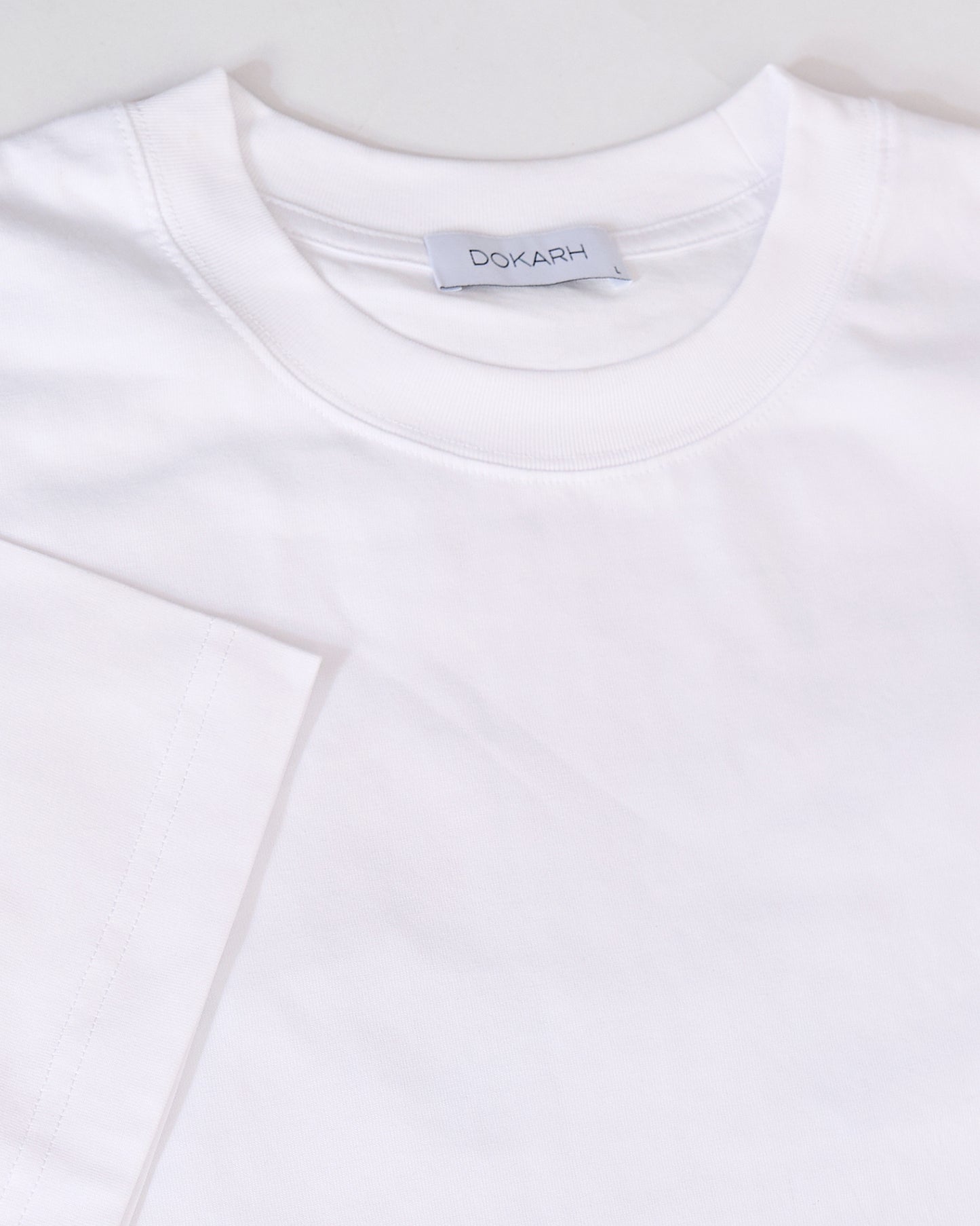 WHITE BUTTERFLY OVERSIZED T-SHIRT
