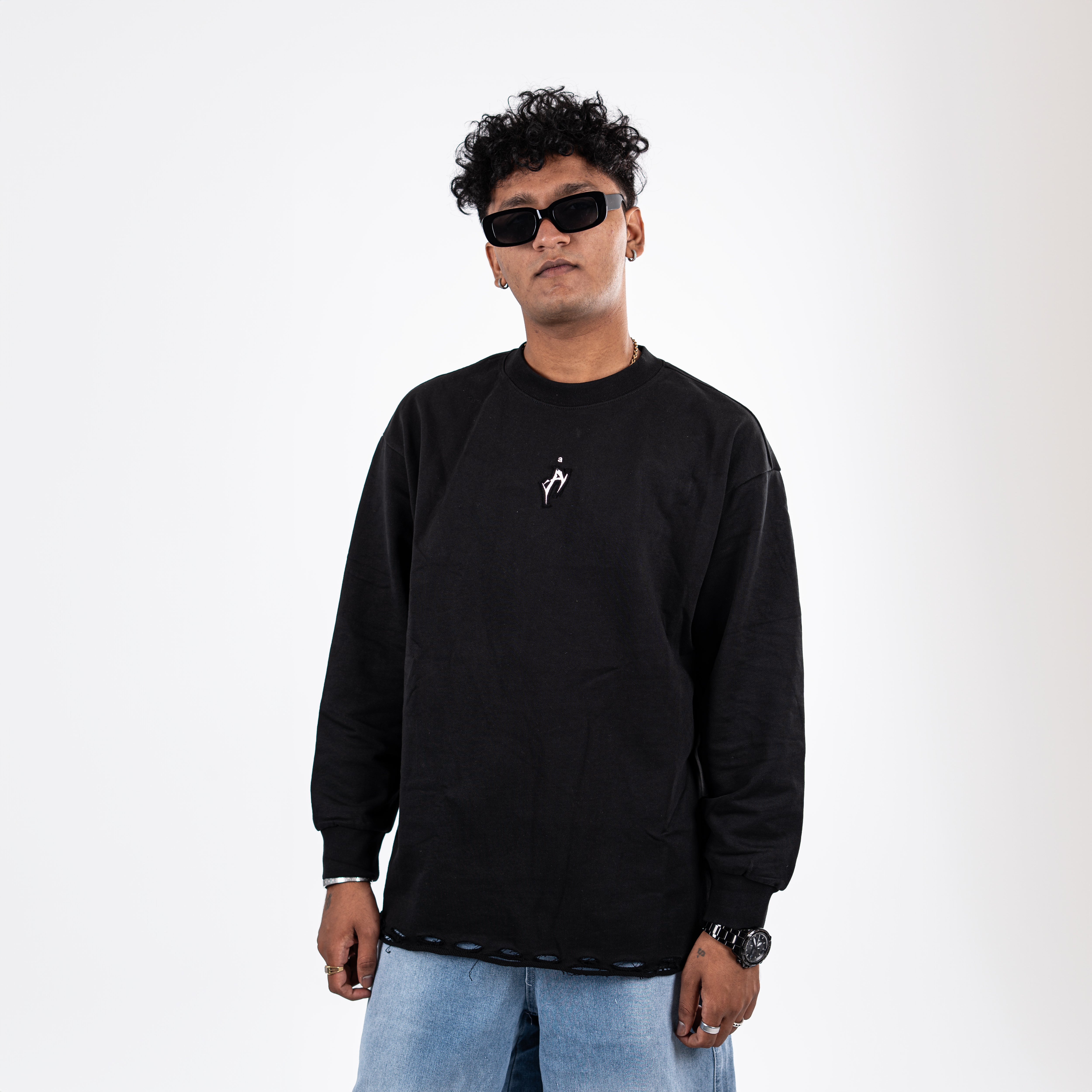 Oversized Black Crewneck Sweatshirt