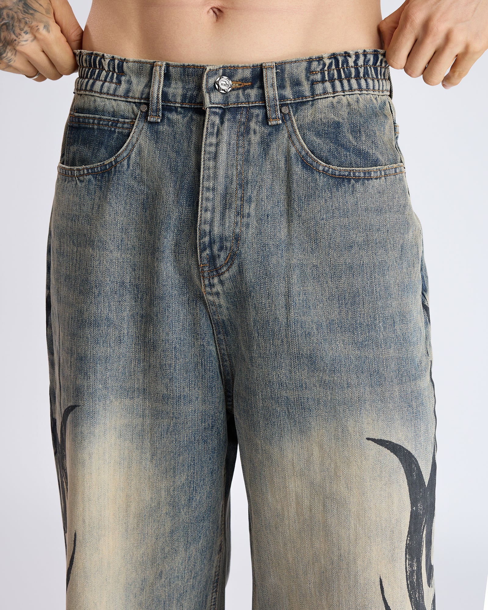 WASHED BAGGY JEANS