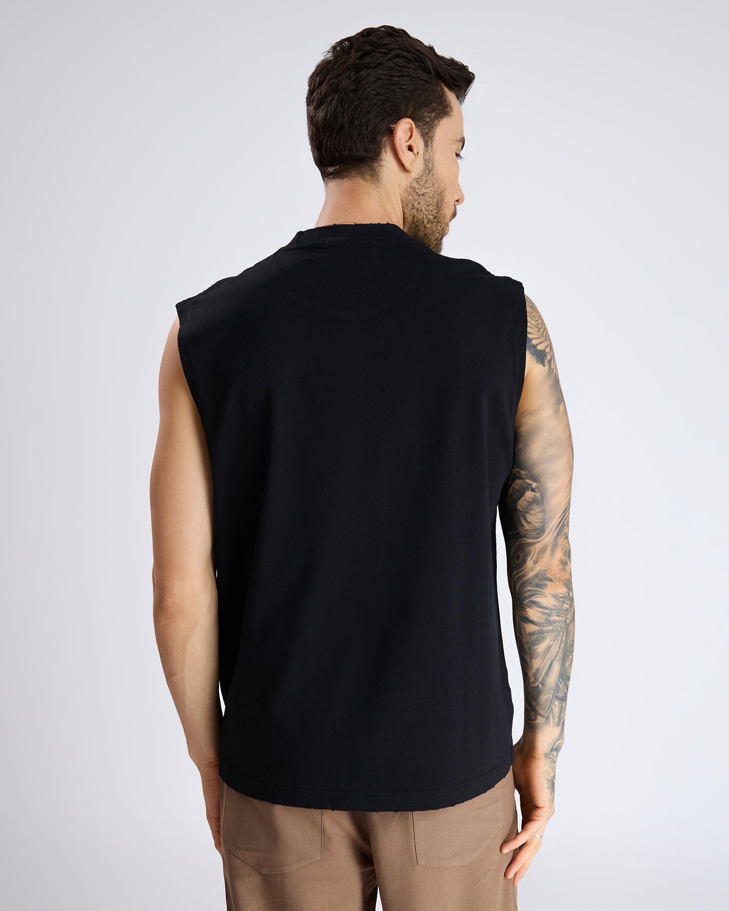 DISTORTED PRINT TANK T-SHIRT
