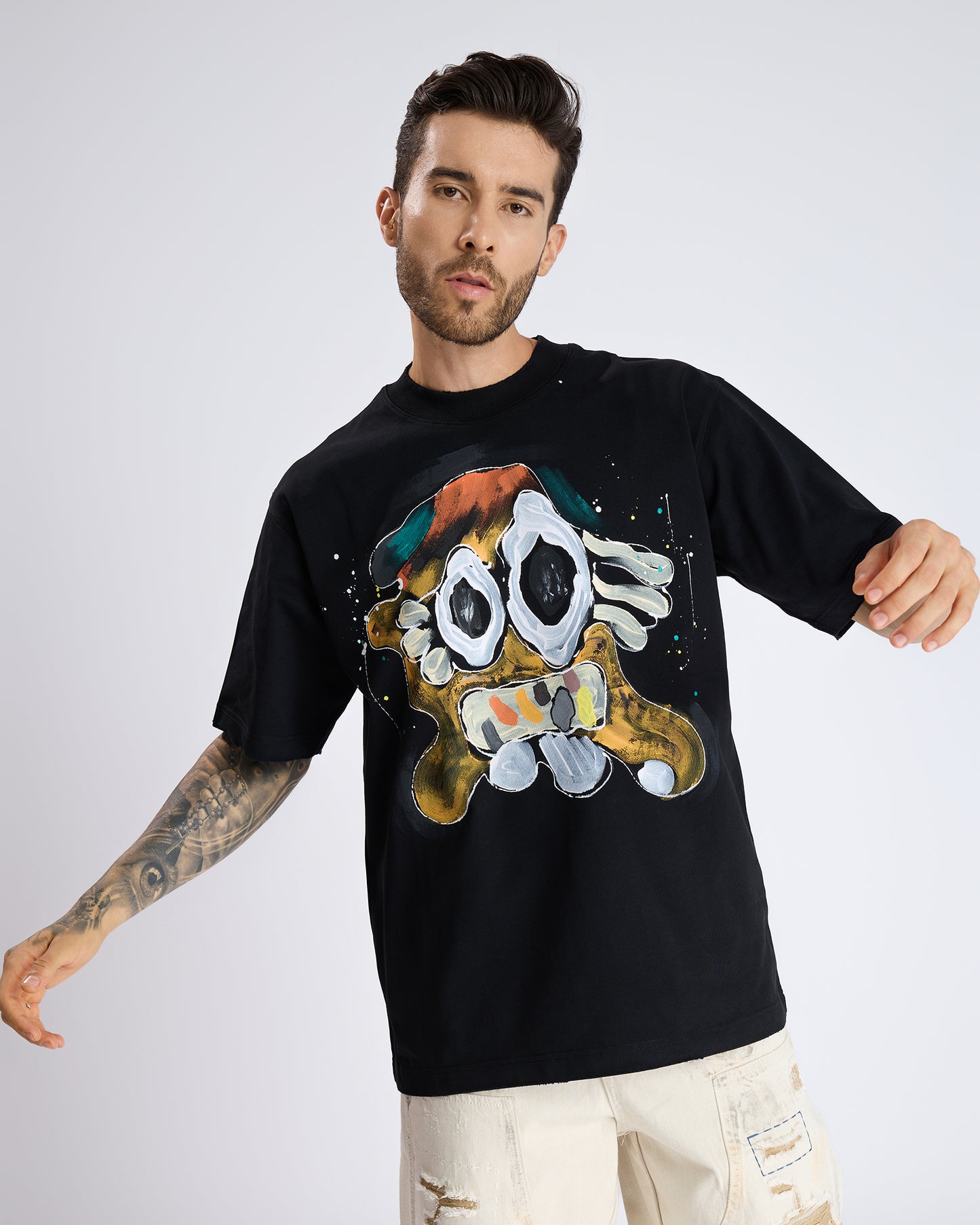 HAND-PAINTED GRAPHIC T-SHIRT