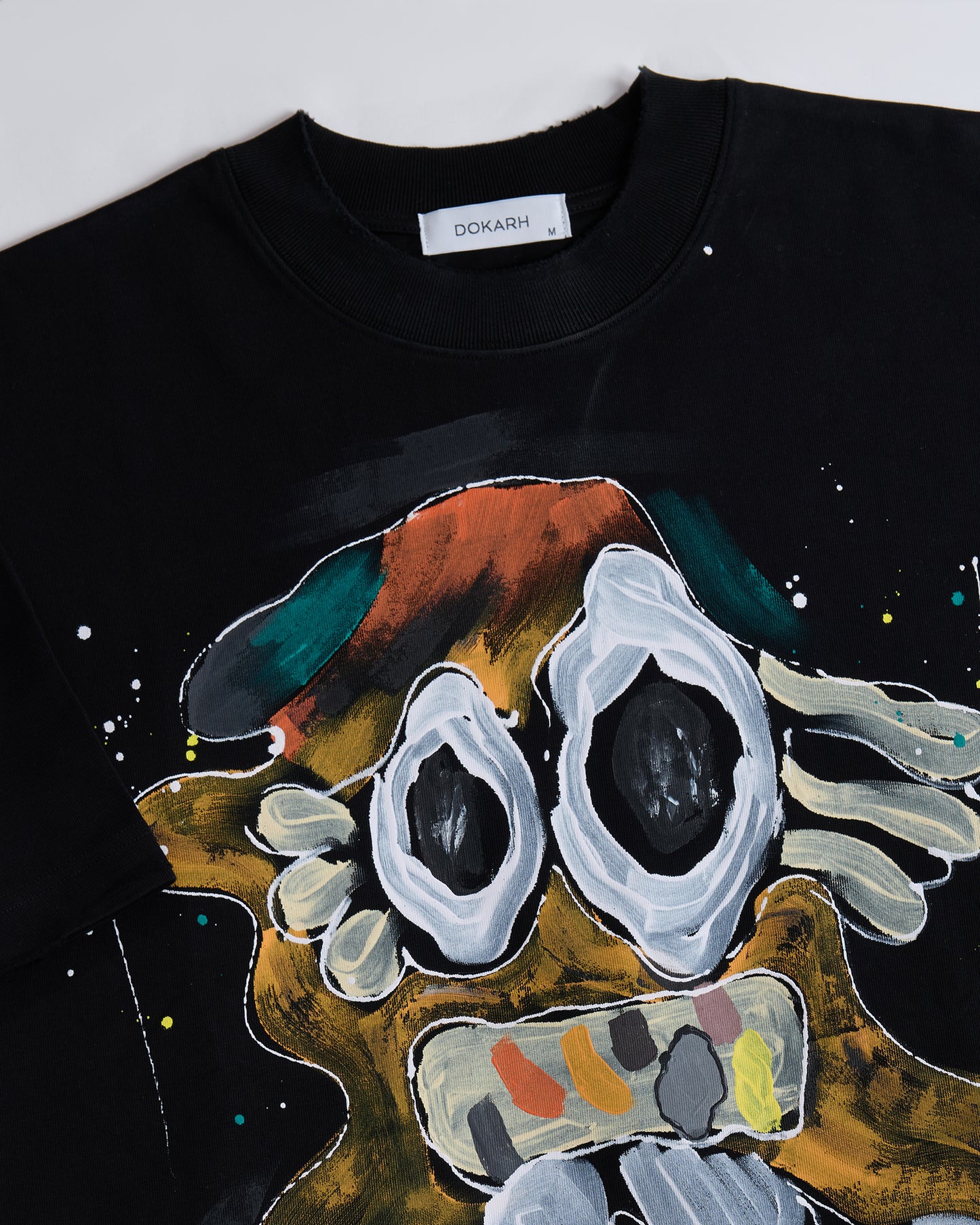 HAND-PAINTED GRAPHIC T-SHIRT