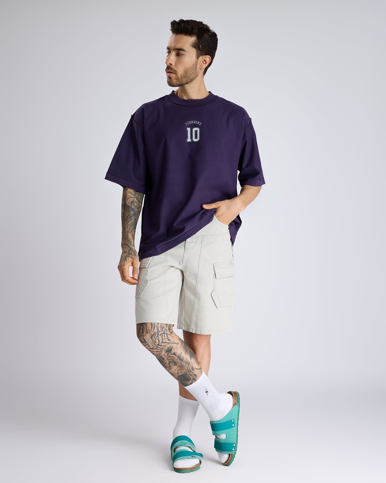 VARSITY GRAPHIC T-SHIRT