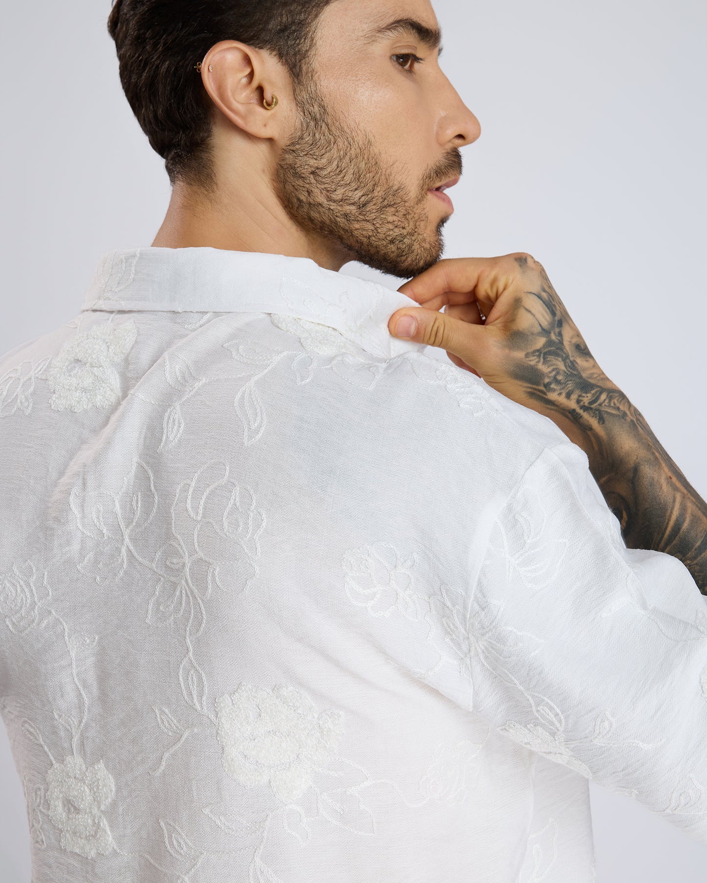 TEXTURED FLORAL SHIRT