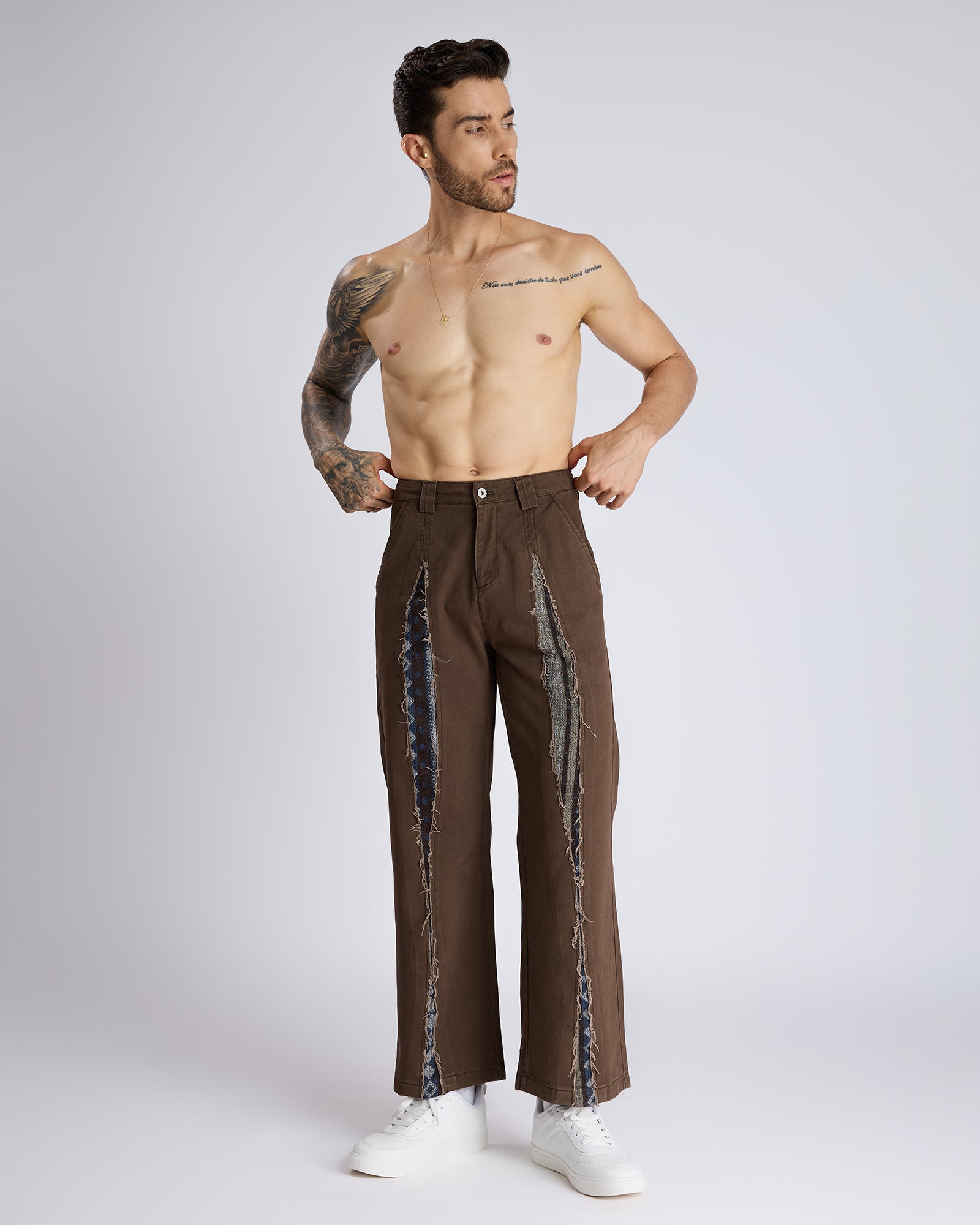 PATCHED STRAIGHT JEANS