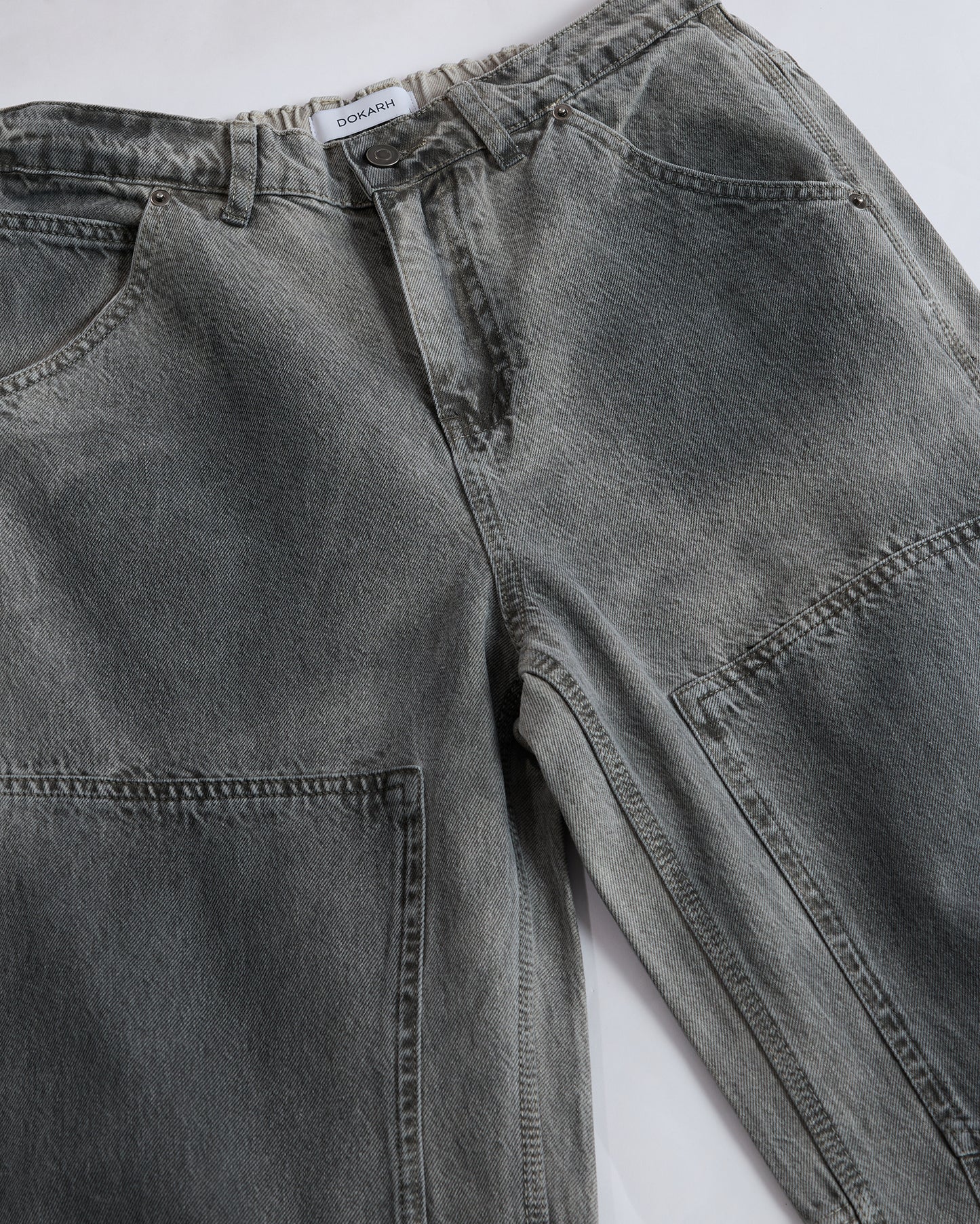 SEAMED WIDE-LEG JEANS