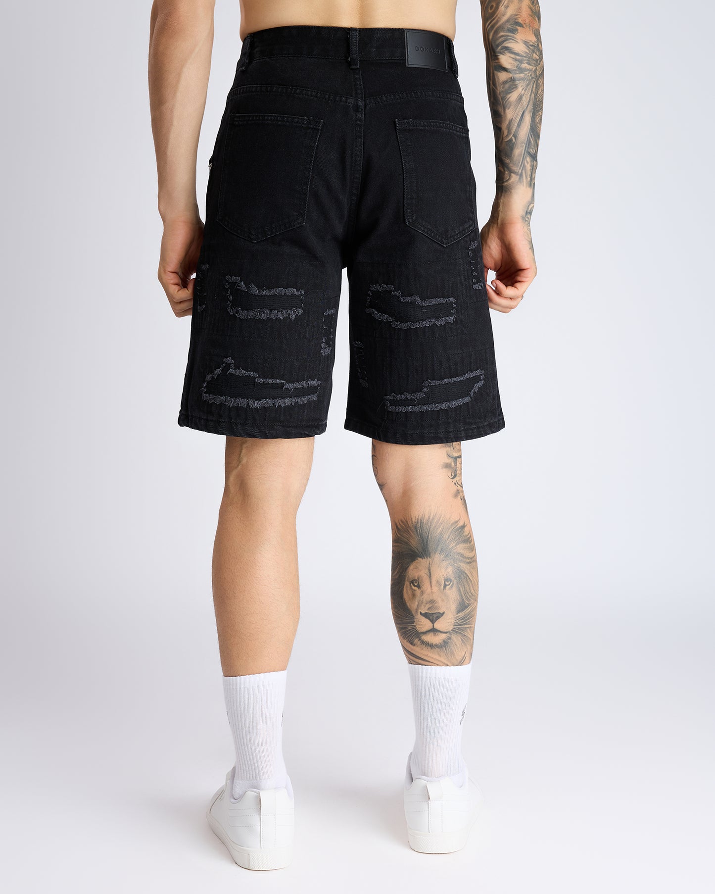 TEXTURED BLACK DENIM JORTS