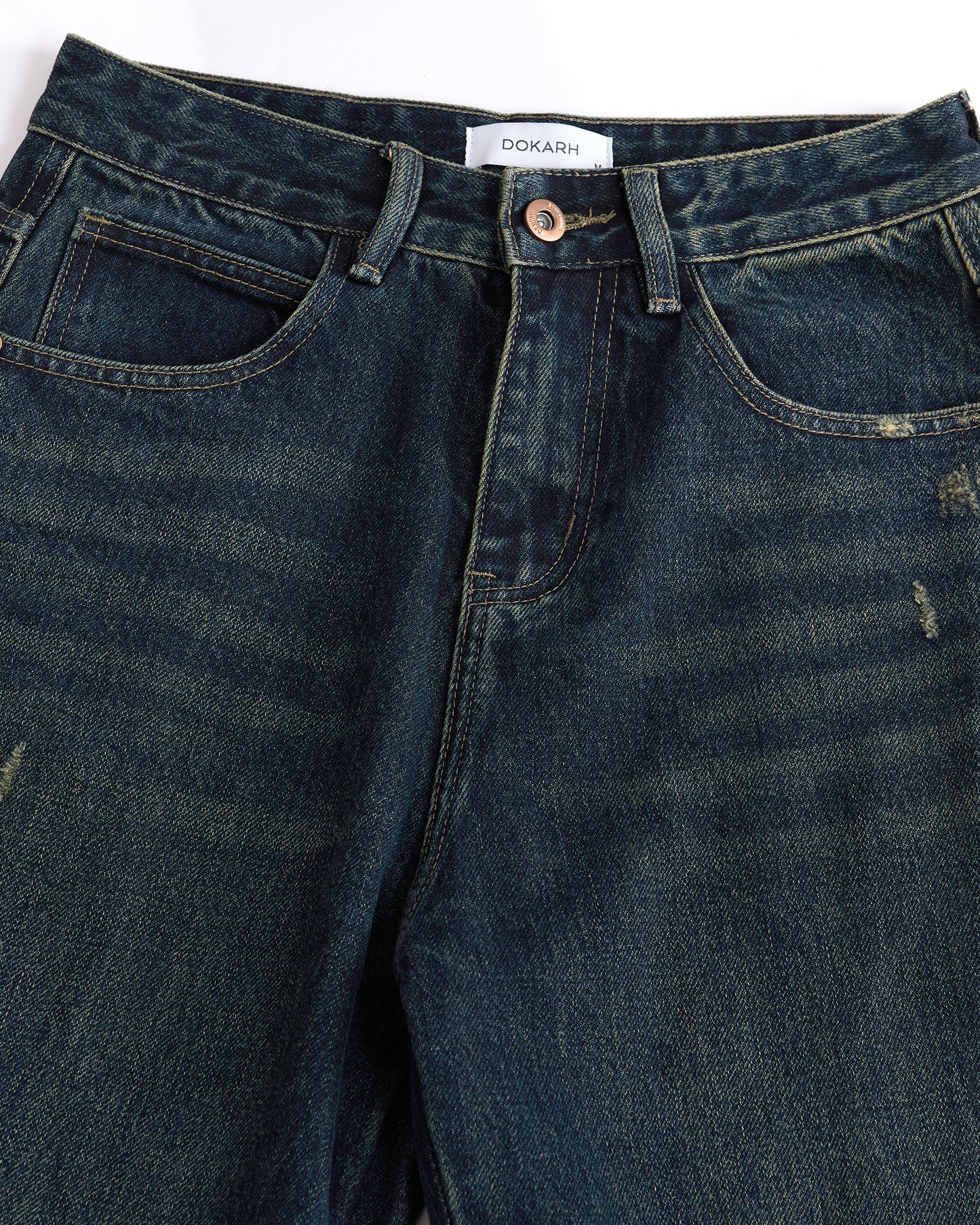 STRAIGHT-LEG MID-WASH JEANS