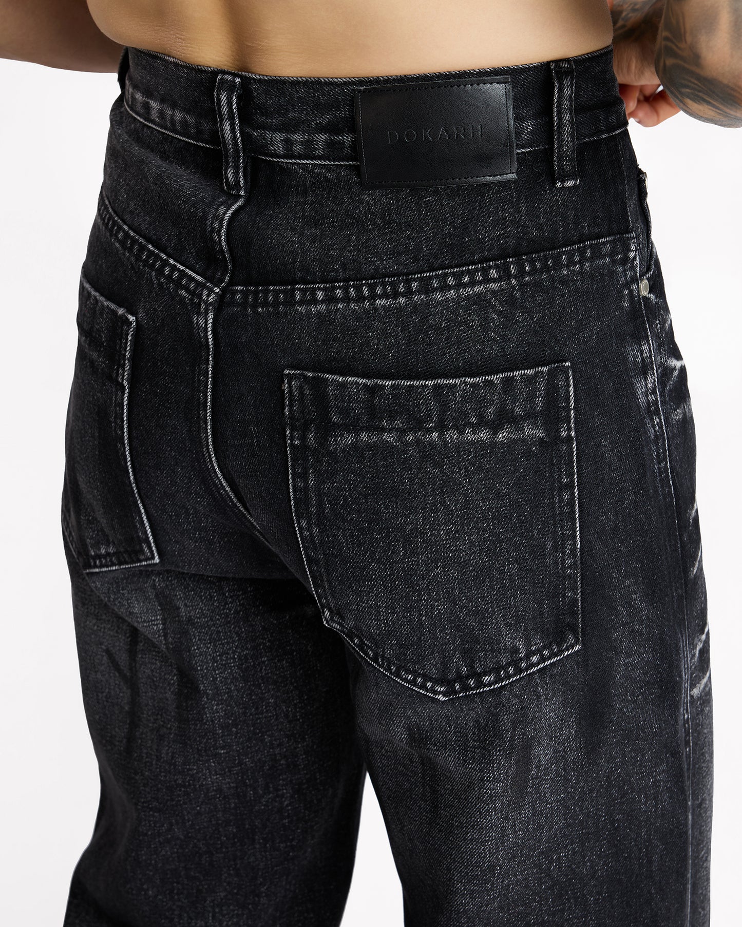 HAND-BRUSHED FADE EFFECT DENIM