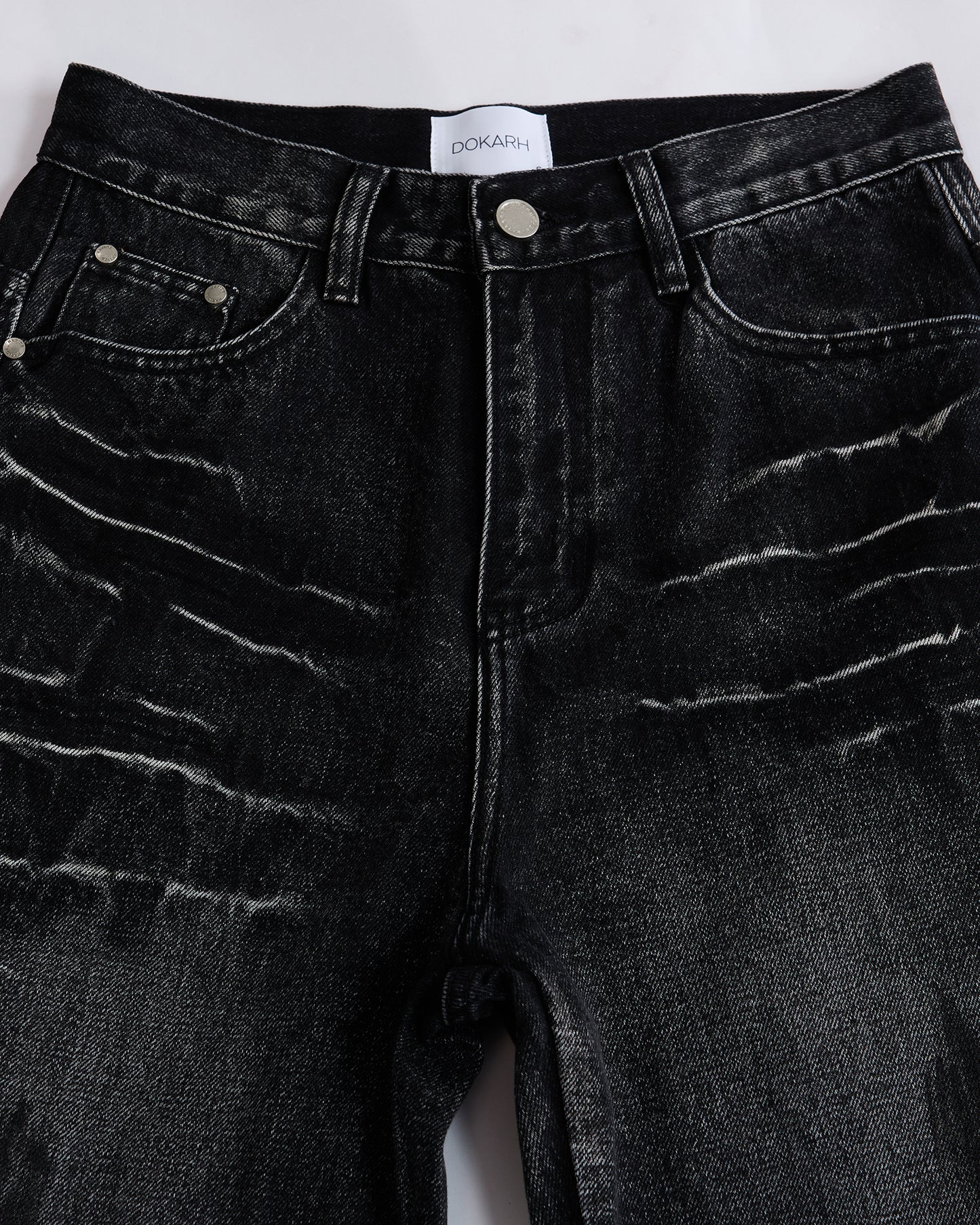 HAND-BRUSHED FADE EFFECT DENIM