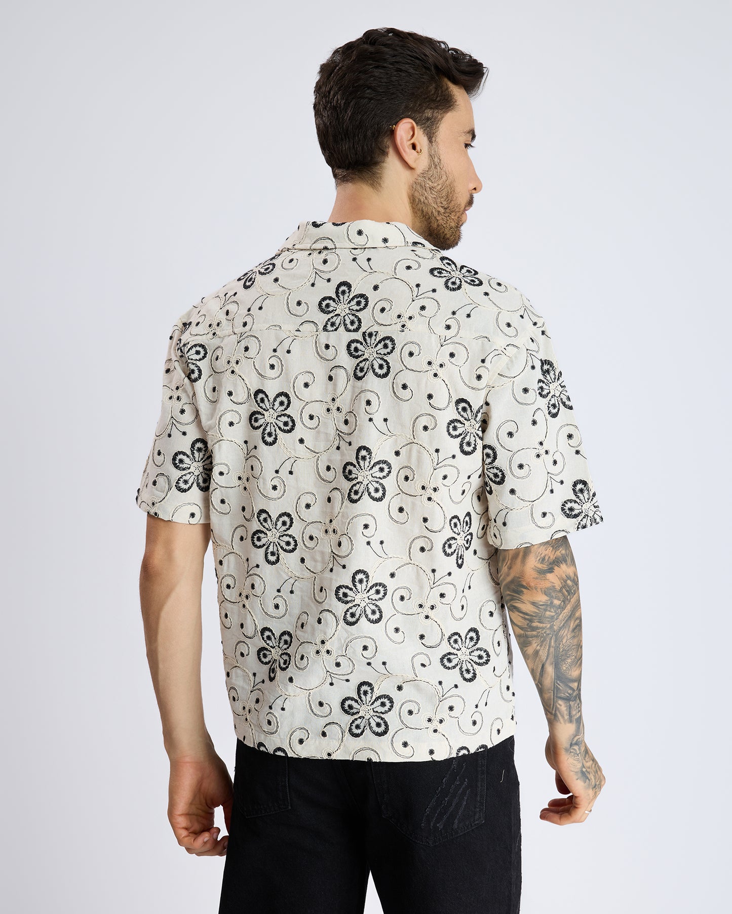 OFF-WHITE CUBAN SHIRT WITH THREAD EMBROIDERY