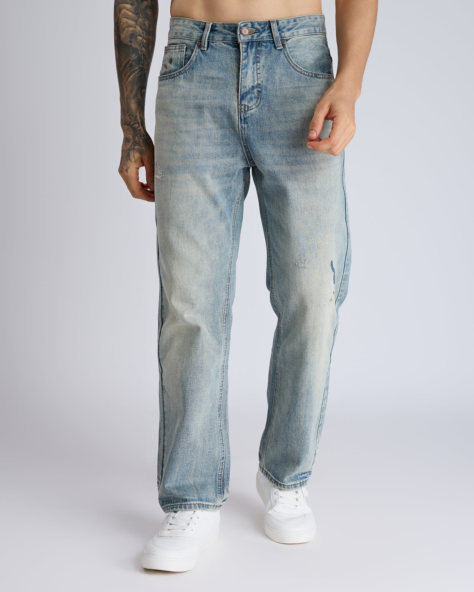 LIGHT BLUE STRAIGHT-LEG JEANS