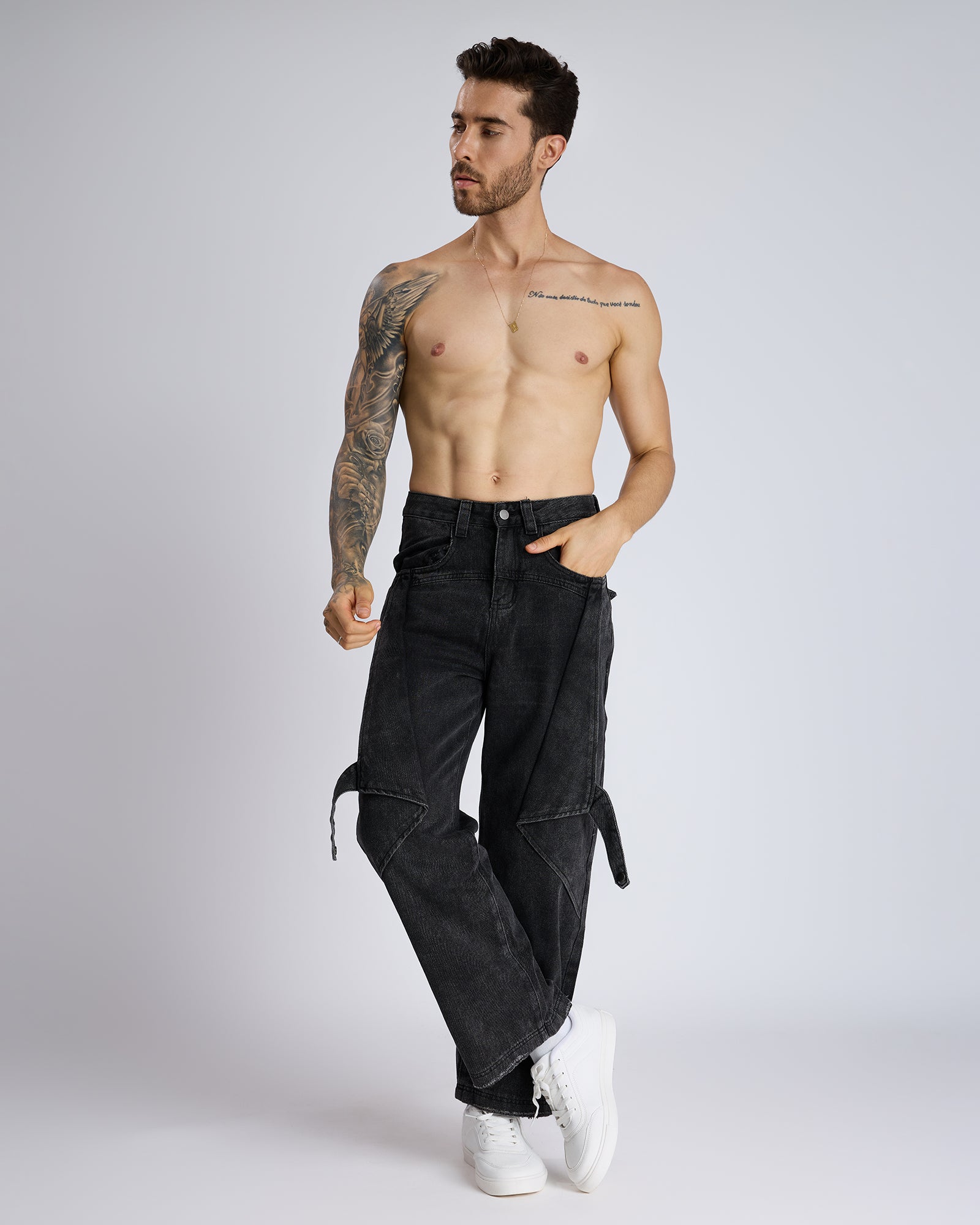 BLACK WIDE-LEG CARGO DENIMS