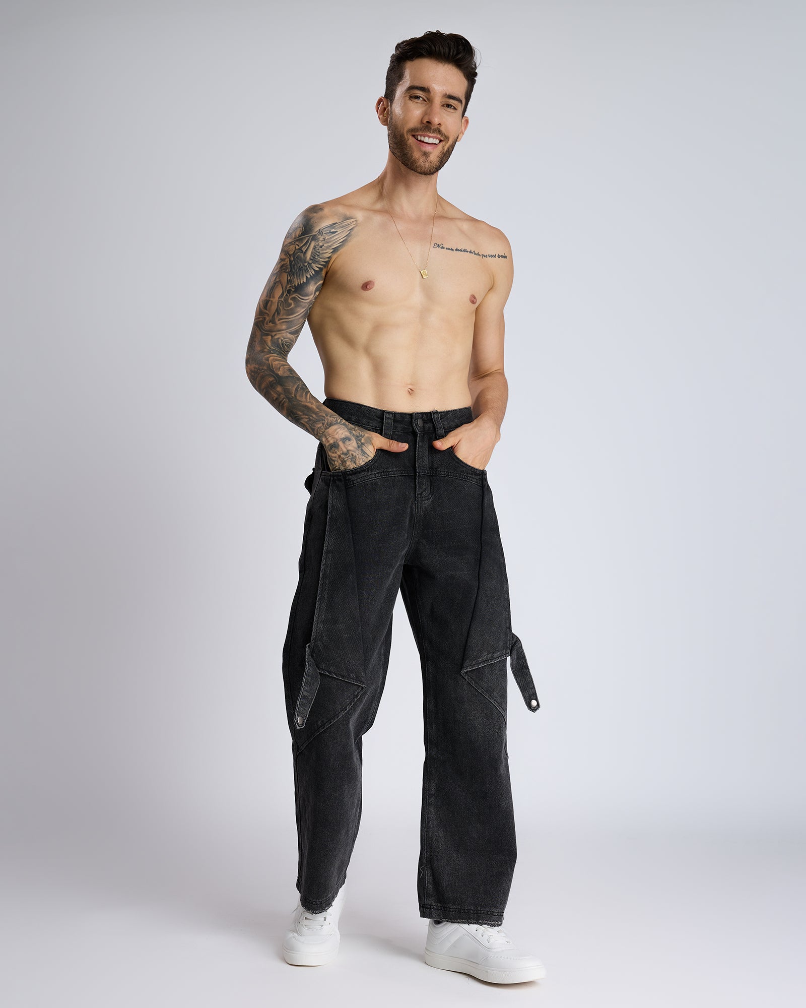 BLACK WIDE-LEG CARGO DENIMS