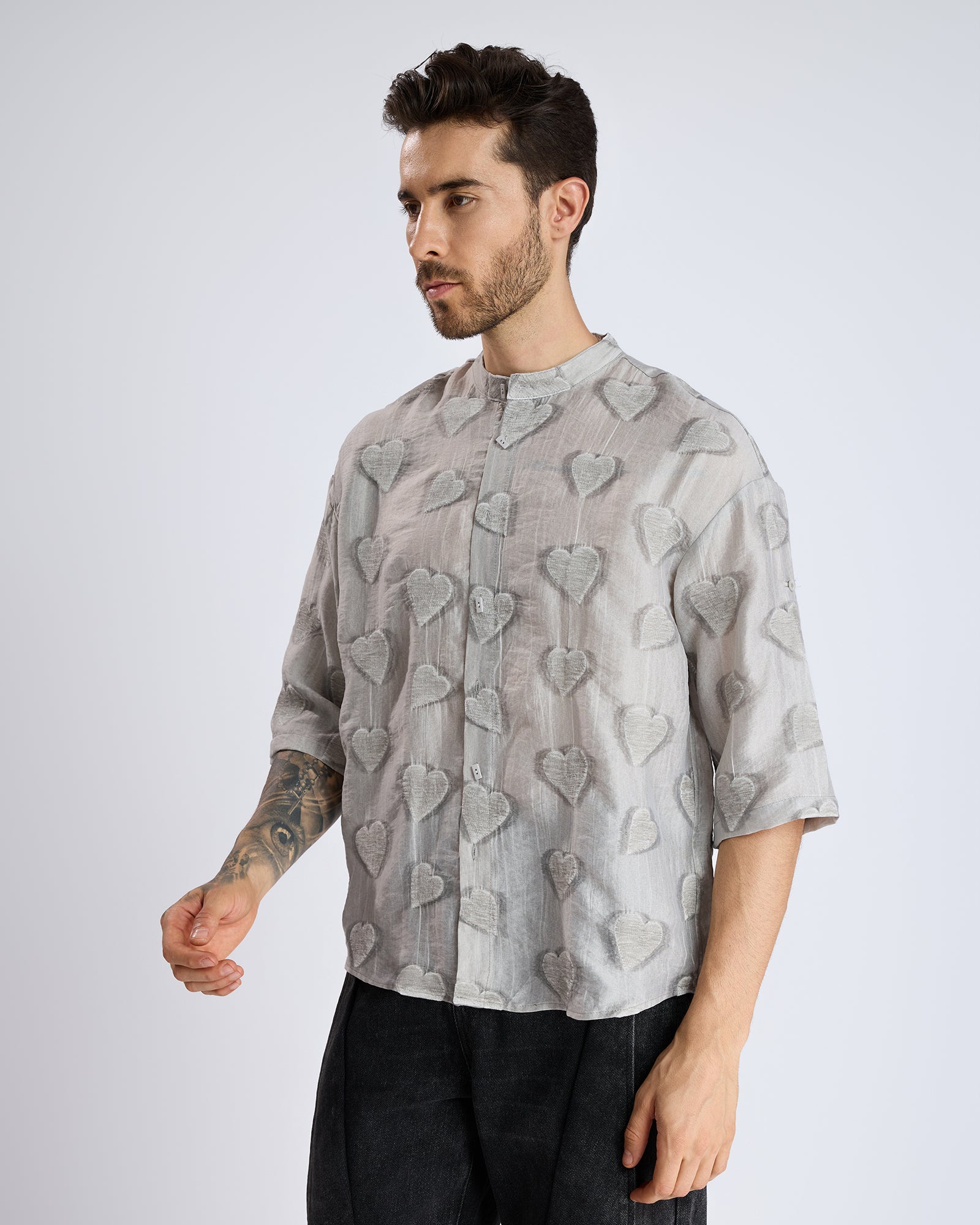 TEXTURED MANDARIN COLLAR SHIRT