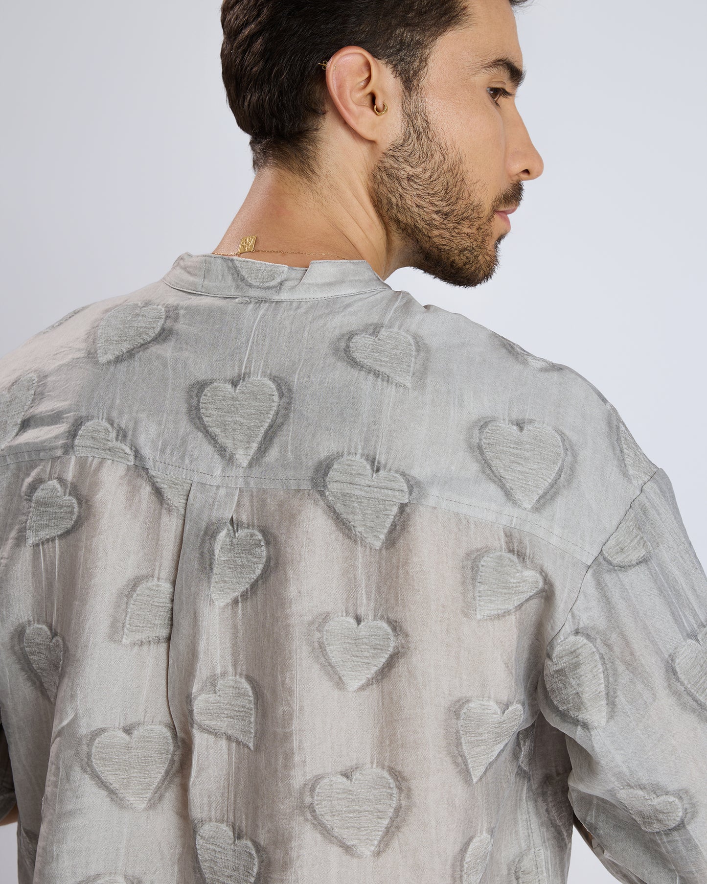 TEXTURED MANDARIN COLLAR SHIRT