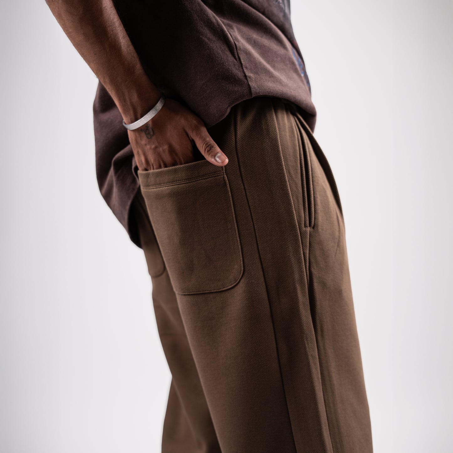 Brown relaxed-fit sweatpants