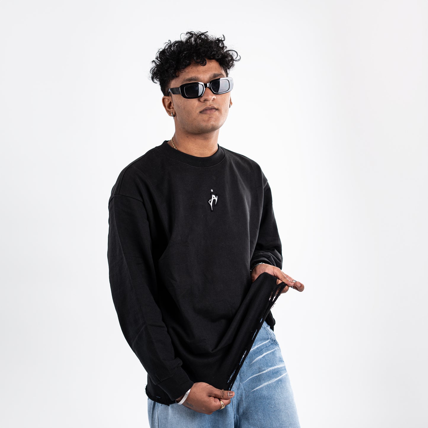 Oversized Black Crewneck Sweatshirt