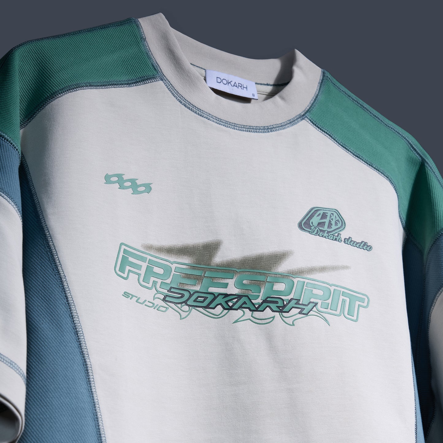 OVERSIZED FREE SPIRIT RETRO TSHIRT
