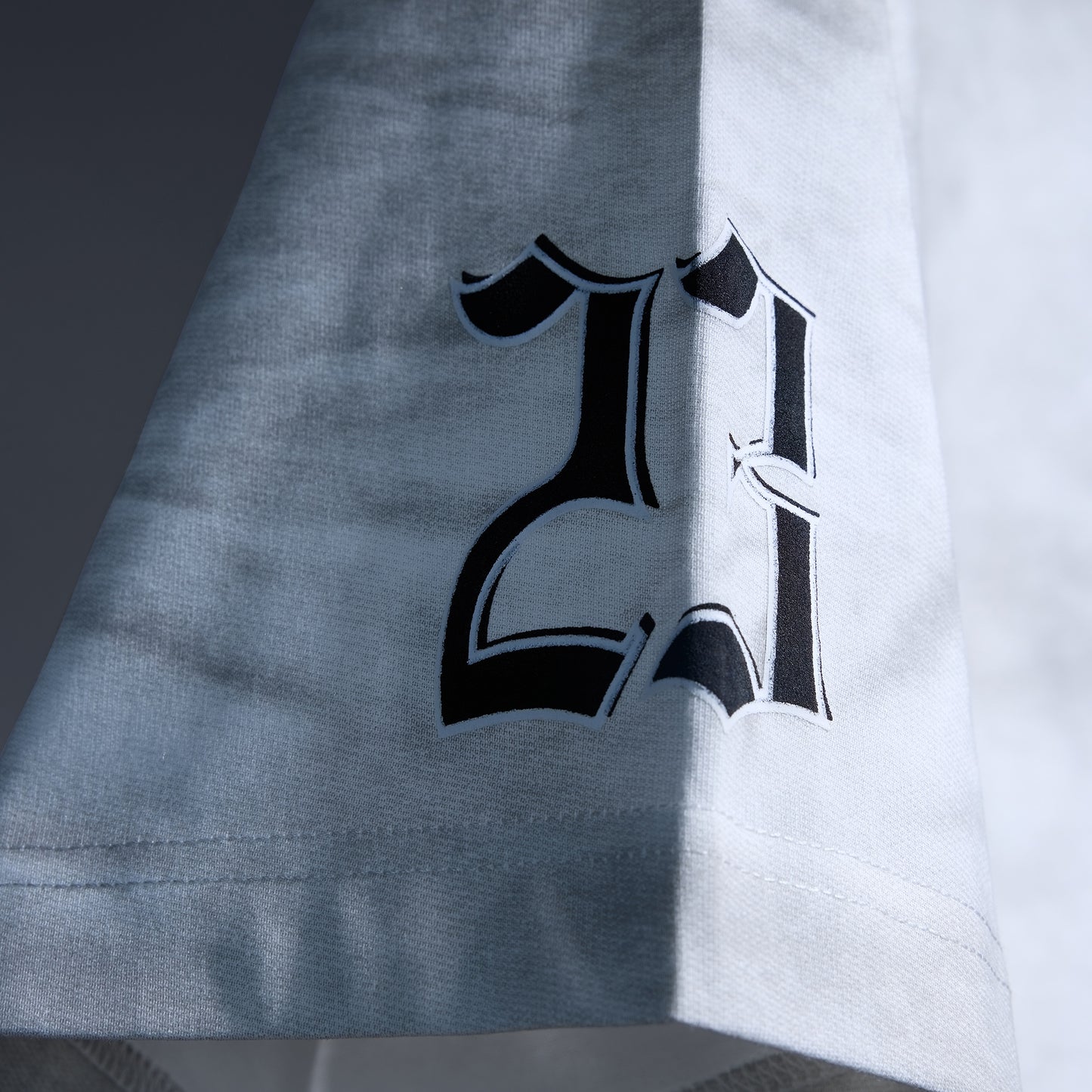 OVERSIZED VARSITY 23 T-SHIRT