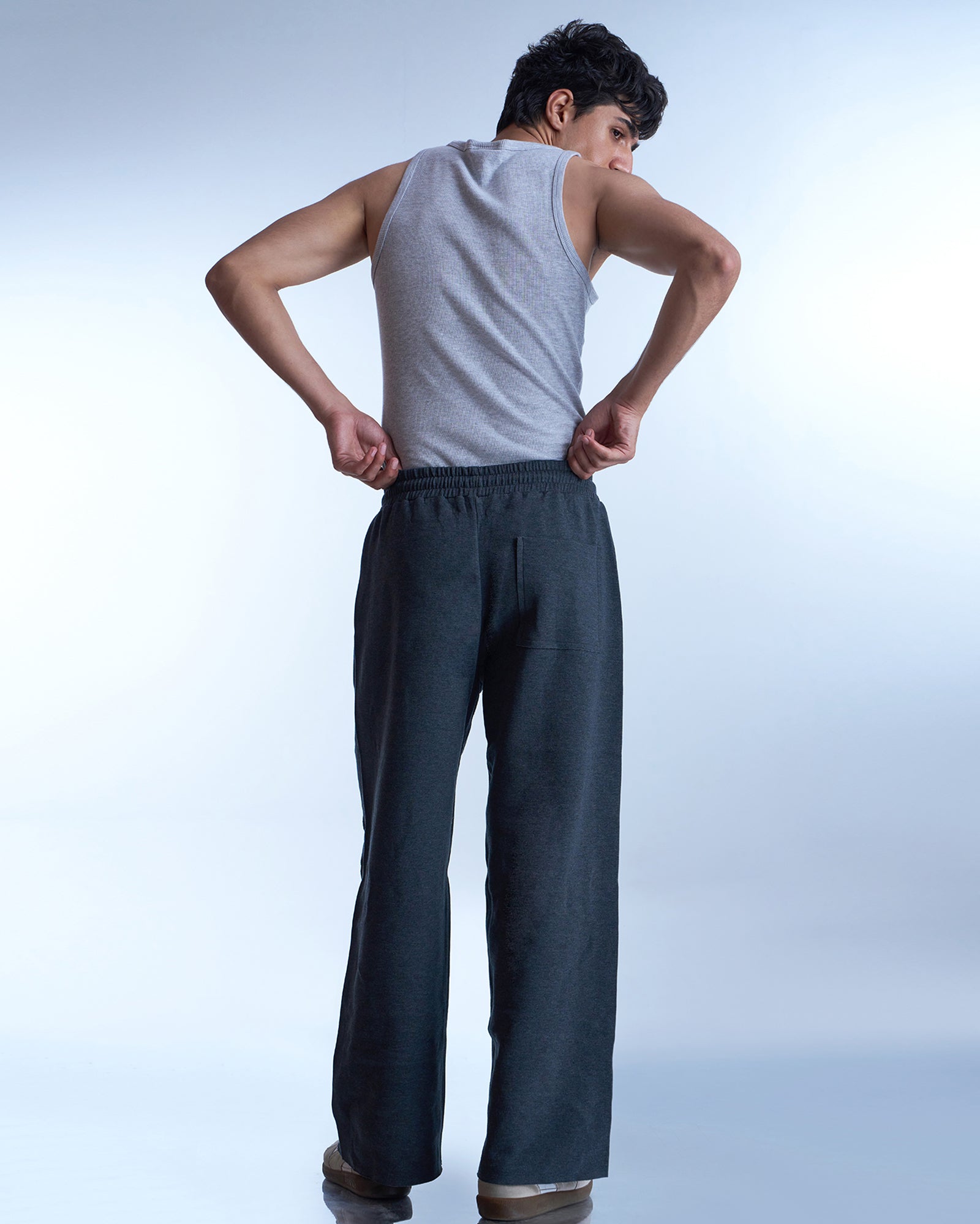 Dokarh Charcoal Relaxed Sweatpants-thumbmail-4
