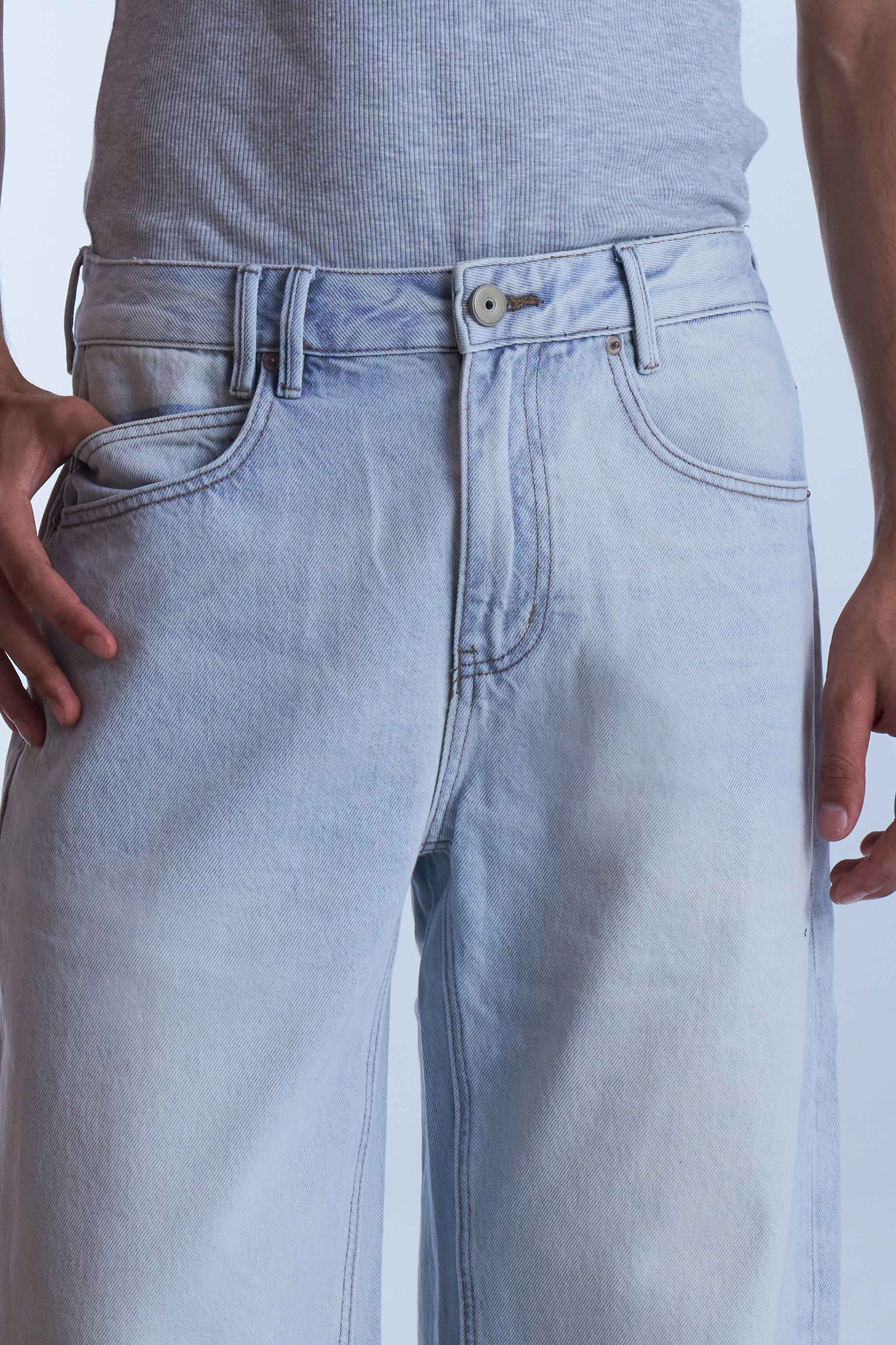 Ice Wash Relaxed Jeans-thumbmail-3