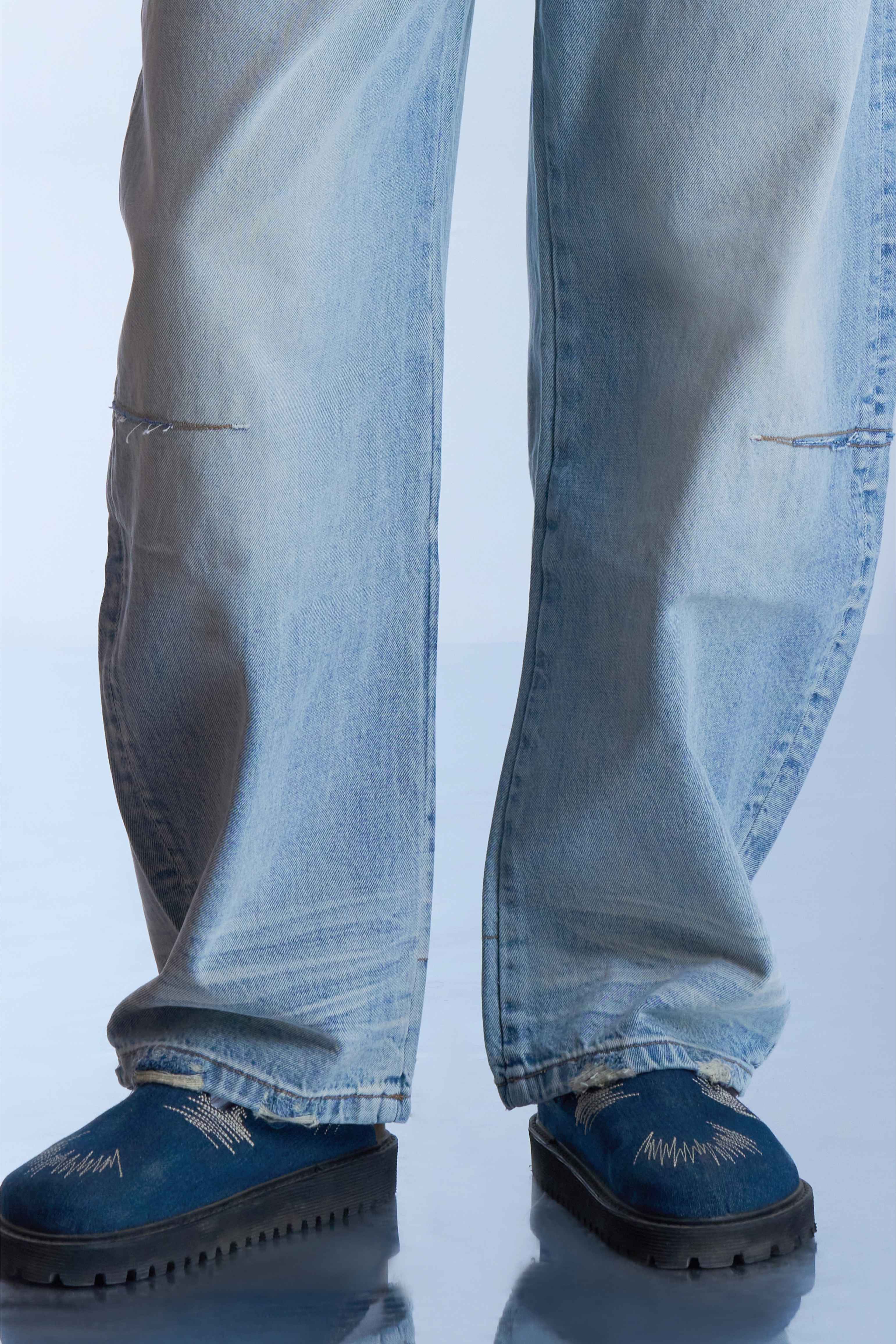 Vintage Fade Wide-Leg Jeans-thumbmail-5
