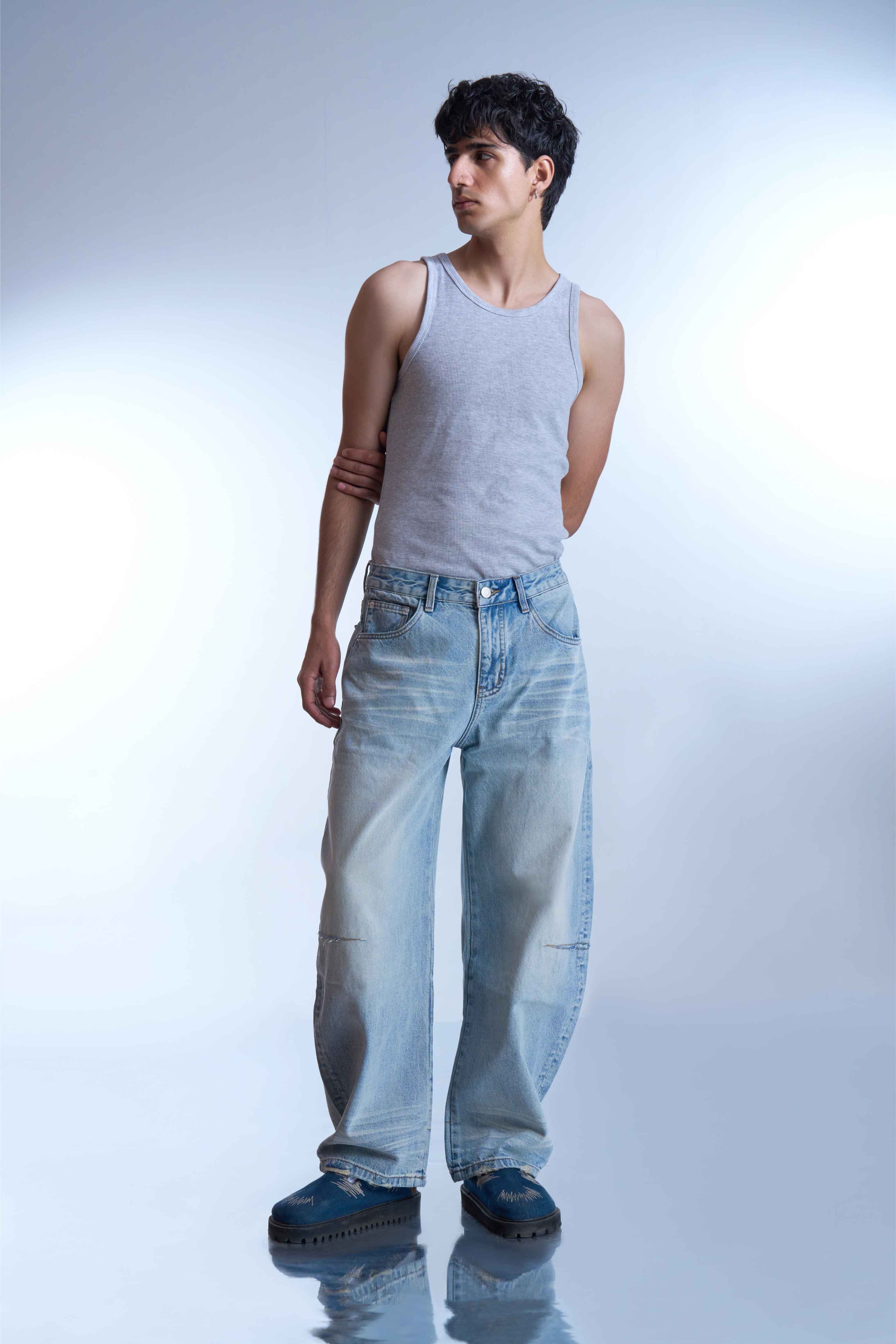Vintage Fade Wide-Leg Jeans-thumbmail-4