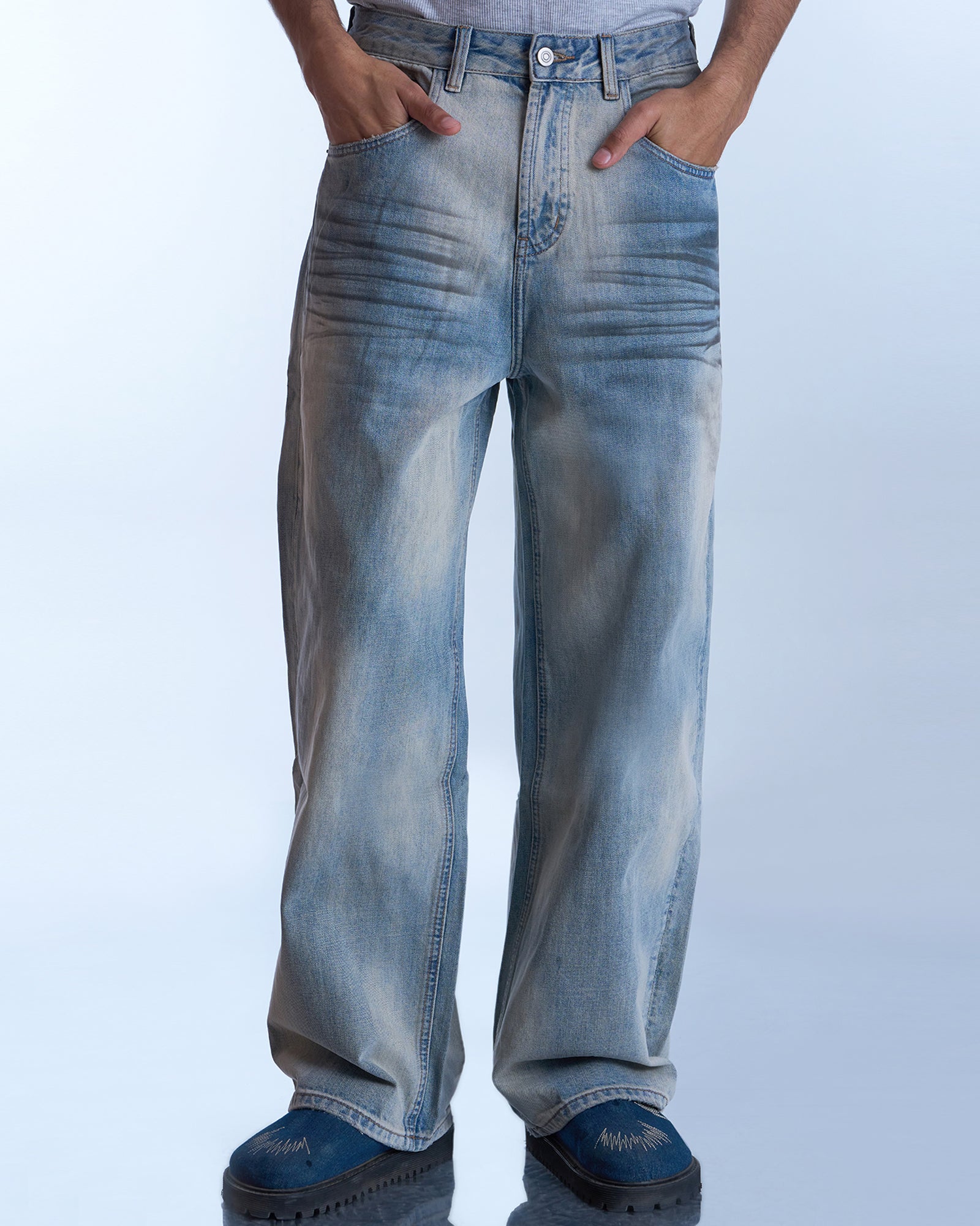 Dokarh Heavy Fade Wide-Leg Jeans