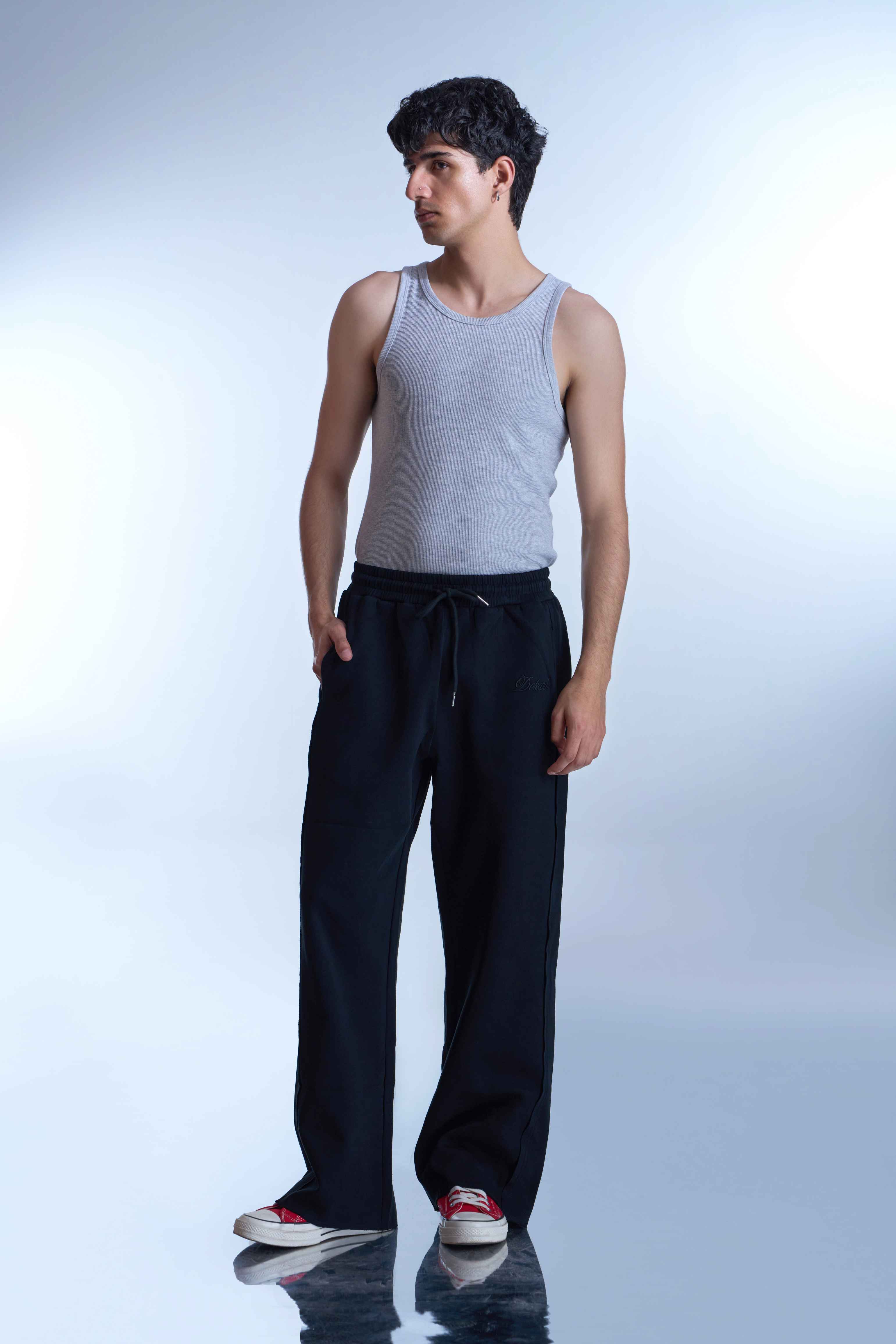 Dokarh Black Relaxed Sweatpants-thumbmail-5