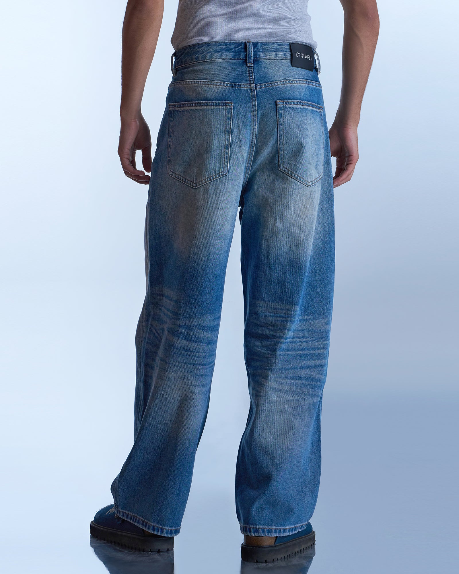Dokarh Light-Wash Wide-Leg Jeans-thumbmail-5