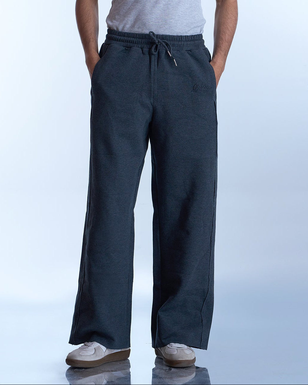 Dokarh Charcoal Relaxed Sweatpants
