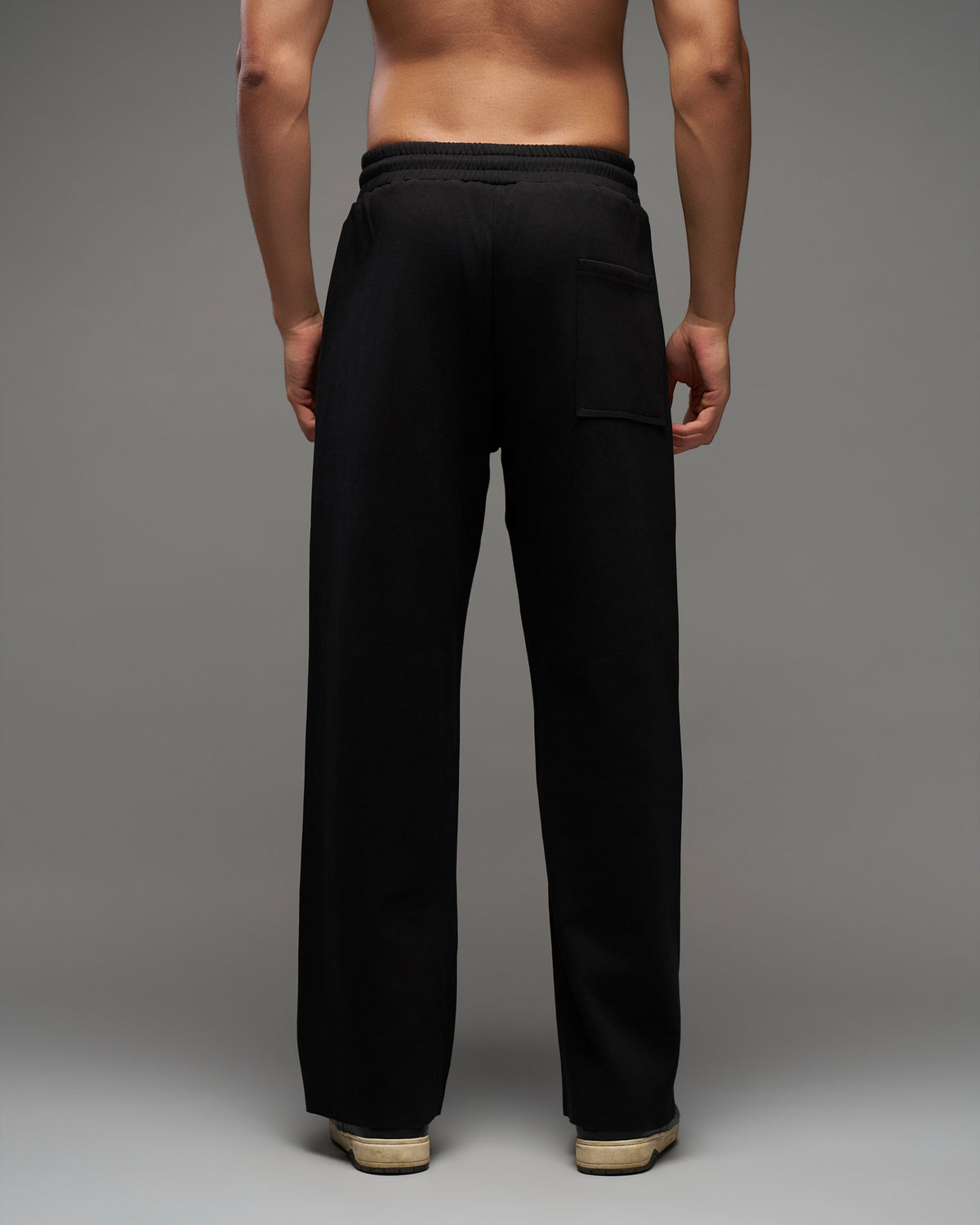 Dokarh Black Relaxed Sweatpants-thumbmail-4