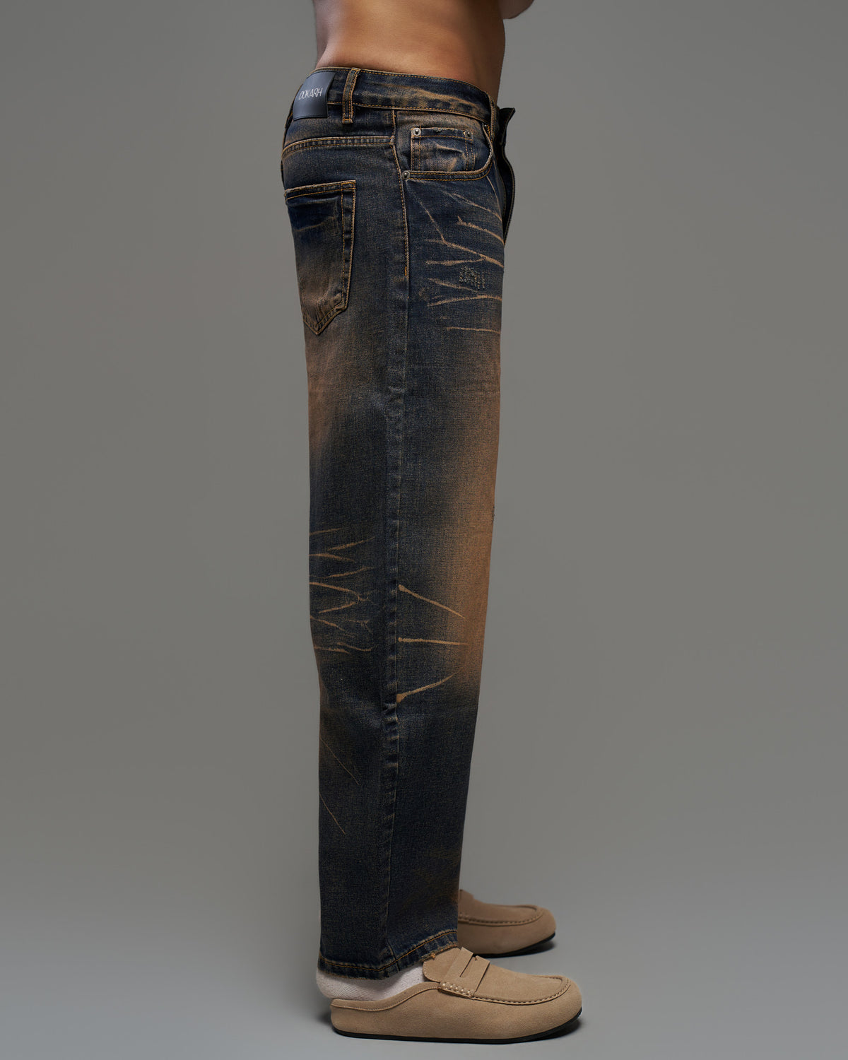 Vintage Wash Relaxed Jeans-thumbmail-2