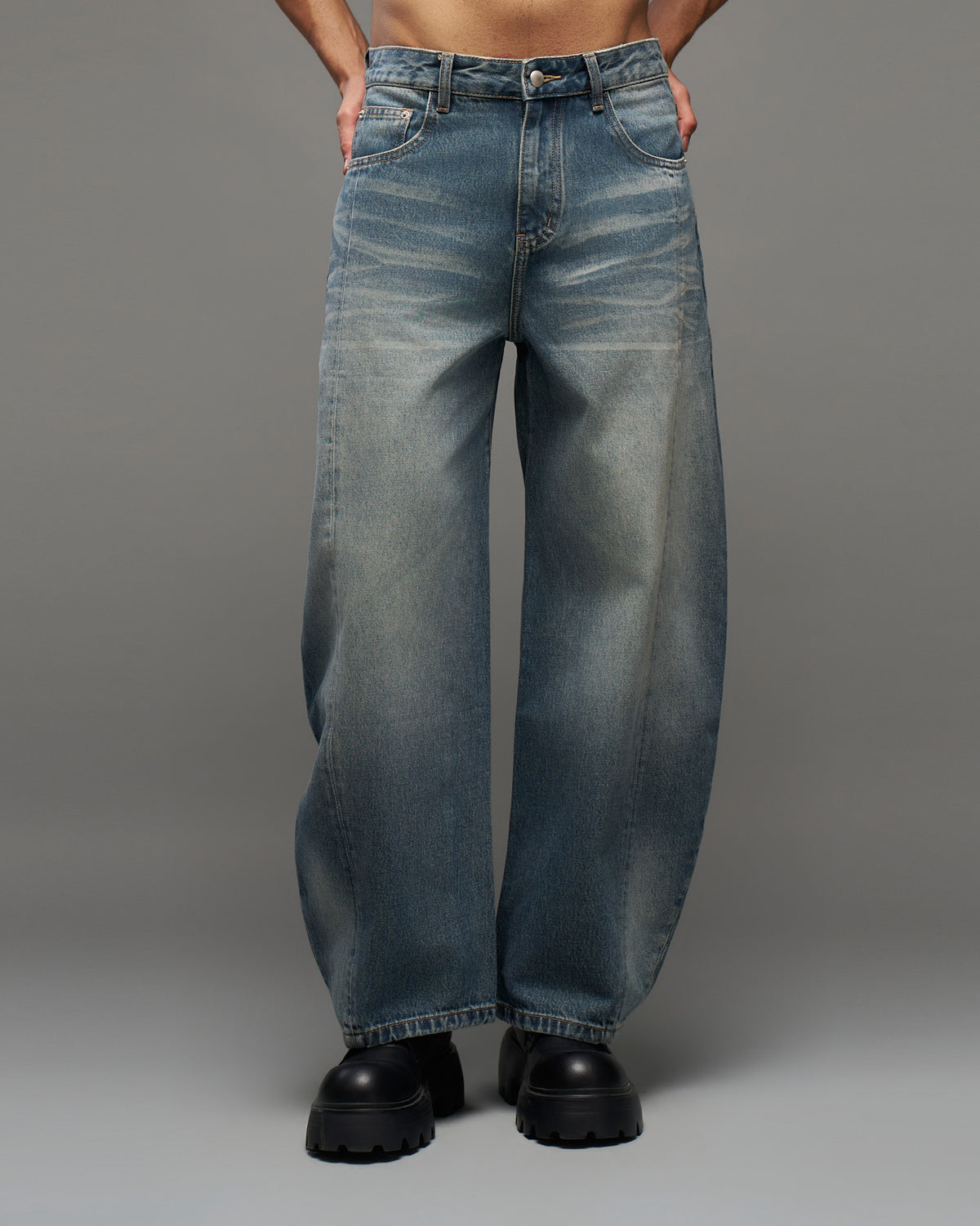 Washed Barrel Jeans-thumbmail-1