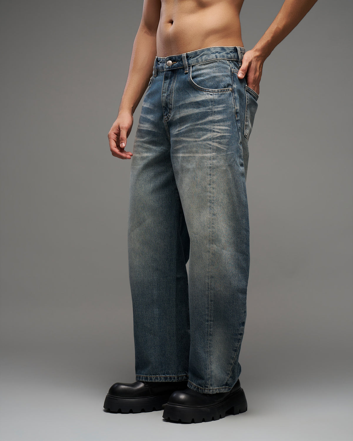 Washed Barrel Jeans-thumbmail-3